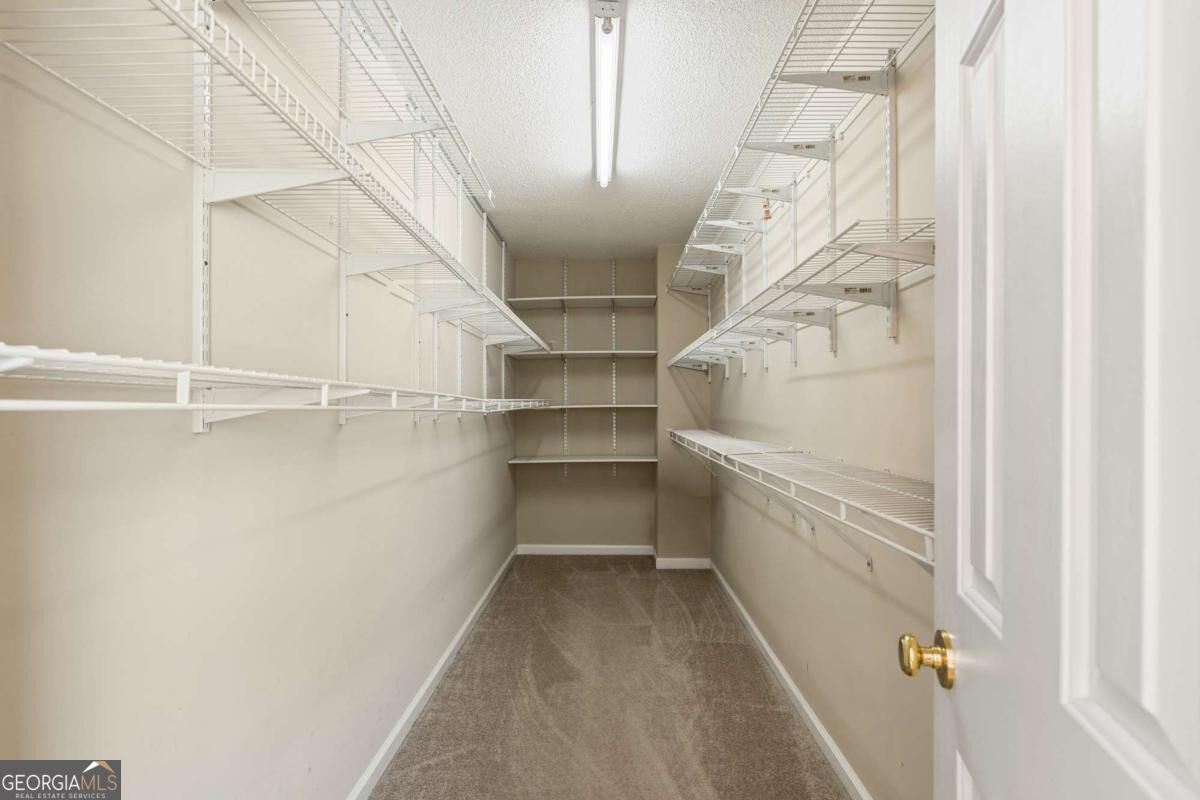 715 Soneley Court Property Photo 37