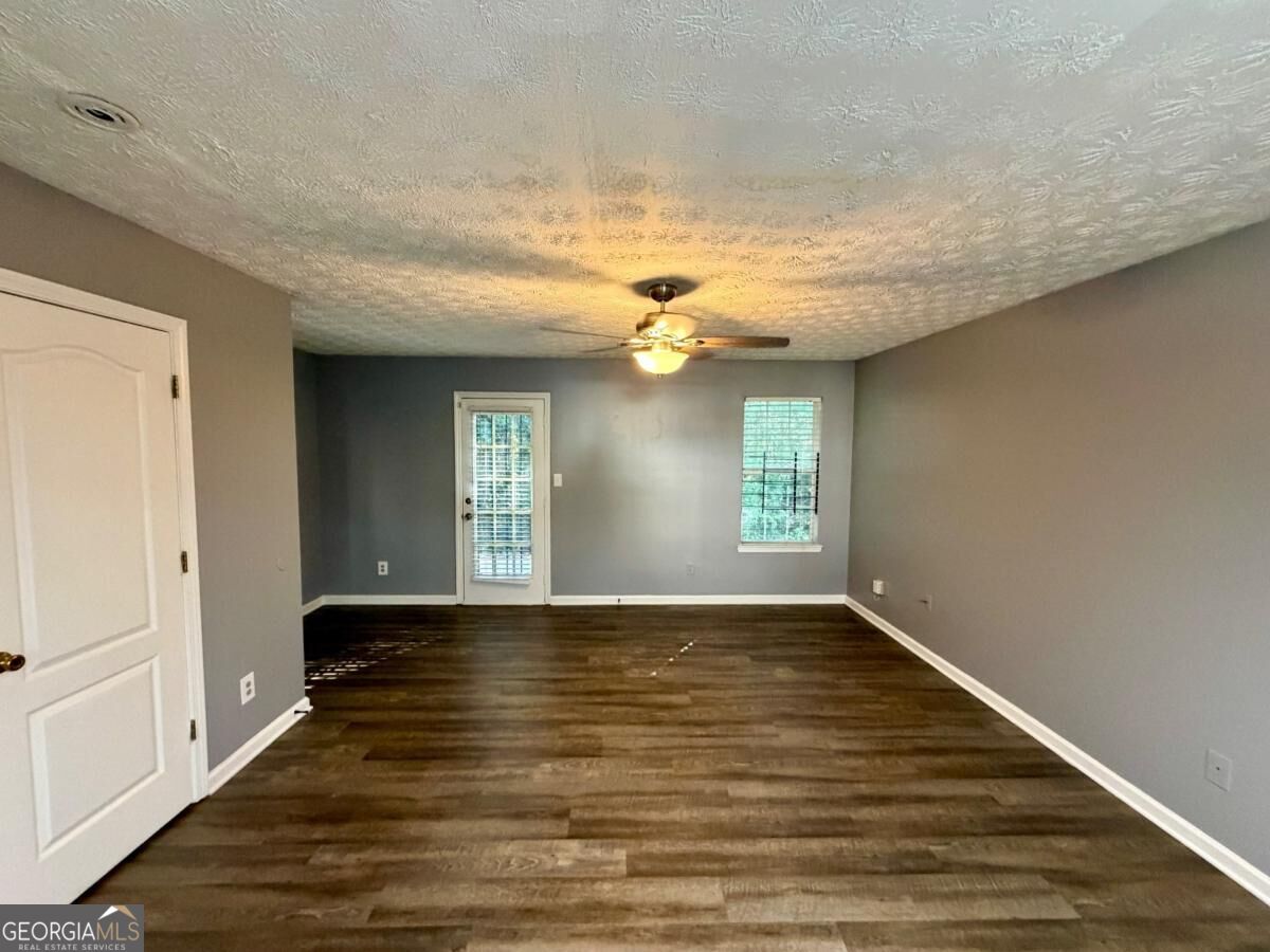 3123 Fields Drive Property Photo 3