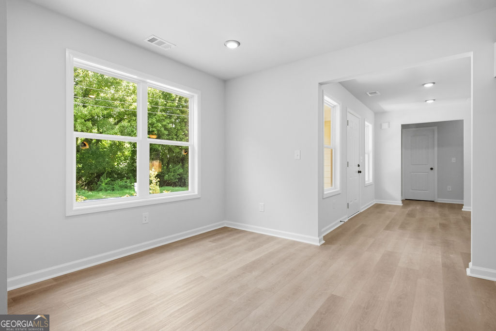 1066 Oglesby Boulevard Property Photo 15