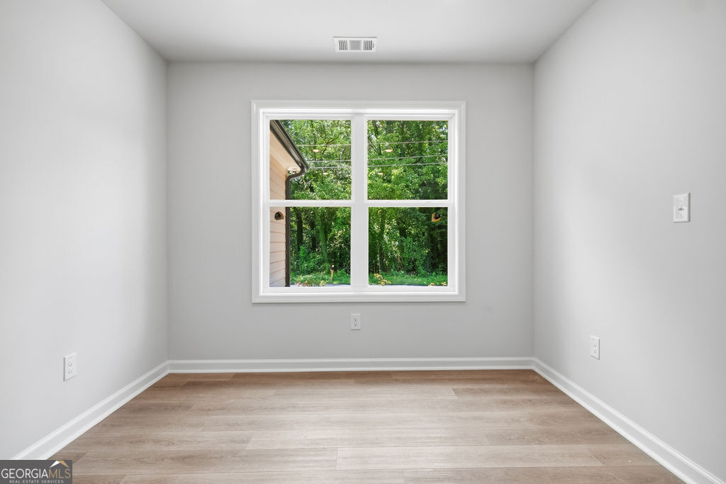 1066 Oglesby Boulevard Property Photo 16