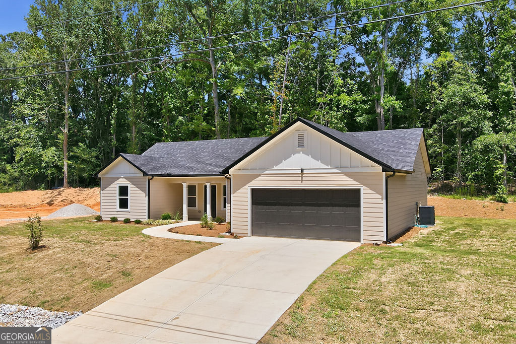 1076 Oglesby Boulevard Property Photo 6