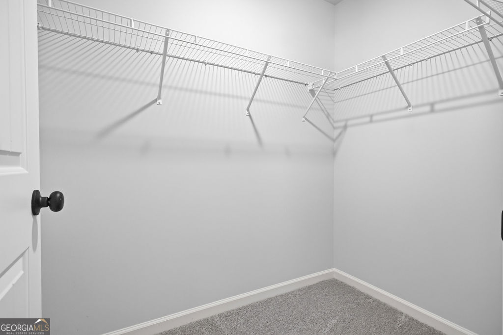 1076 Oglesby Boulevard Property Photo 32