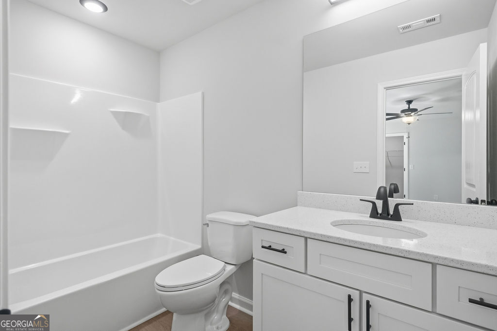 1076 Oglesby Boulevard Property Photo 33