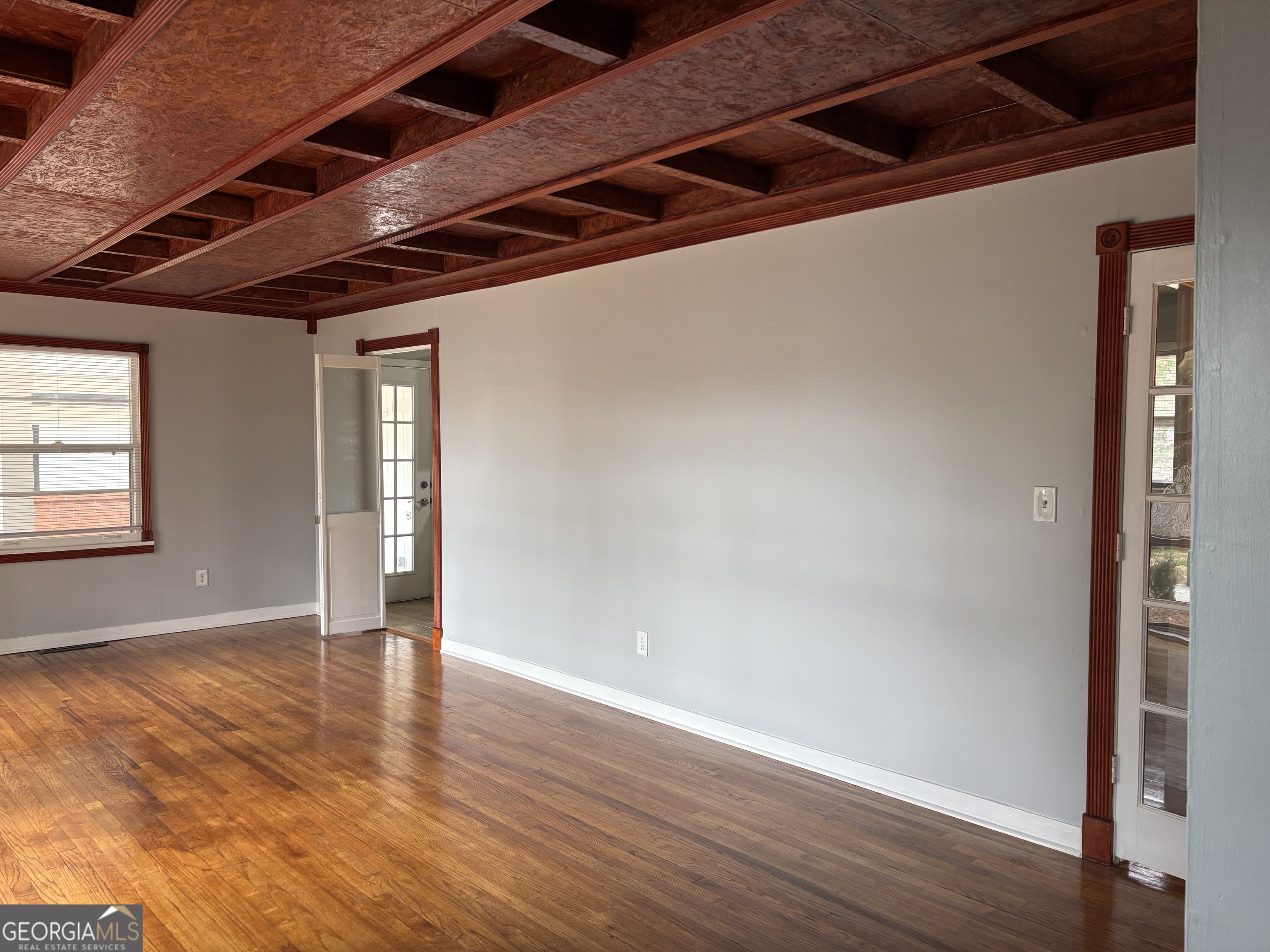 1516 Boulderwoods Drive Se Property Photo 6