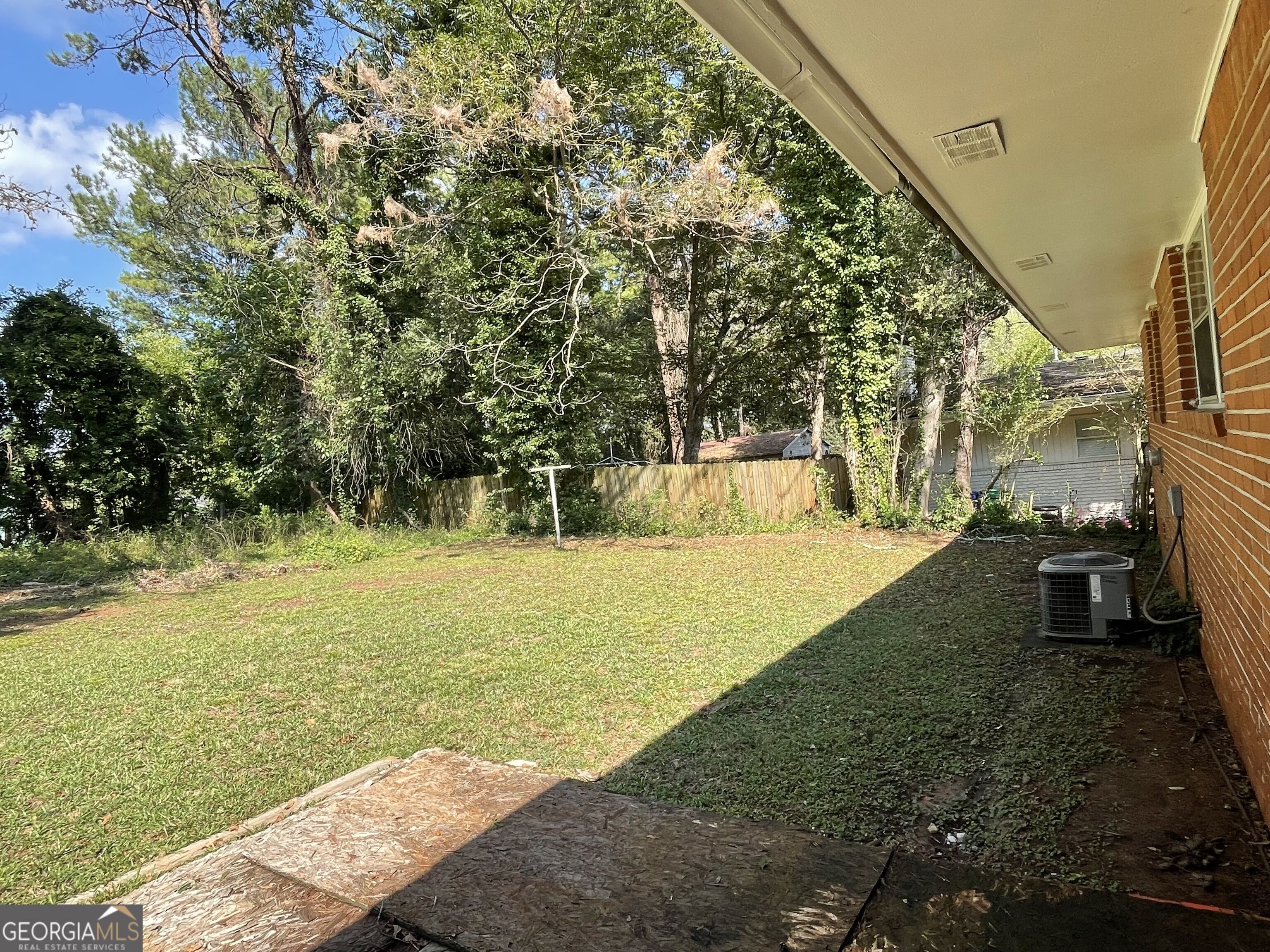 1516 Boulderwoods Drive Se Property Photo 15