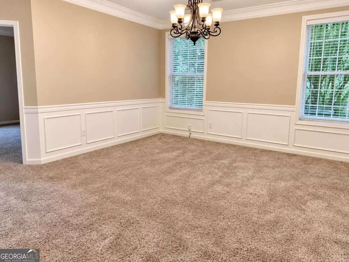 102 Westmont Way Property Photo 6