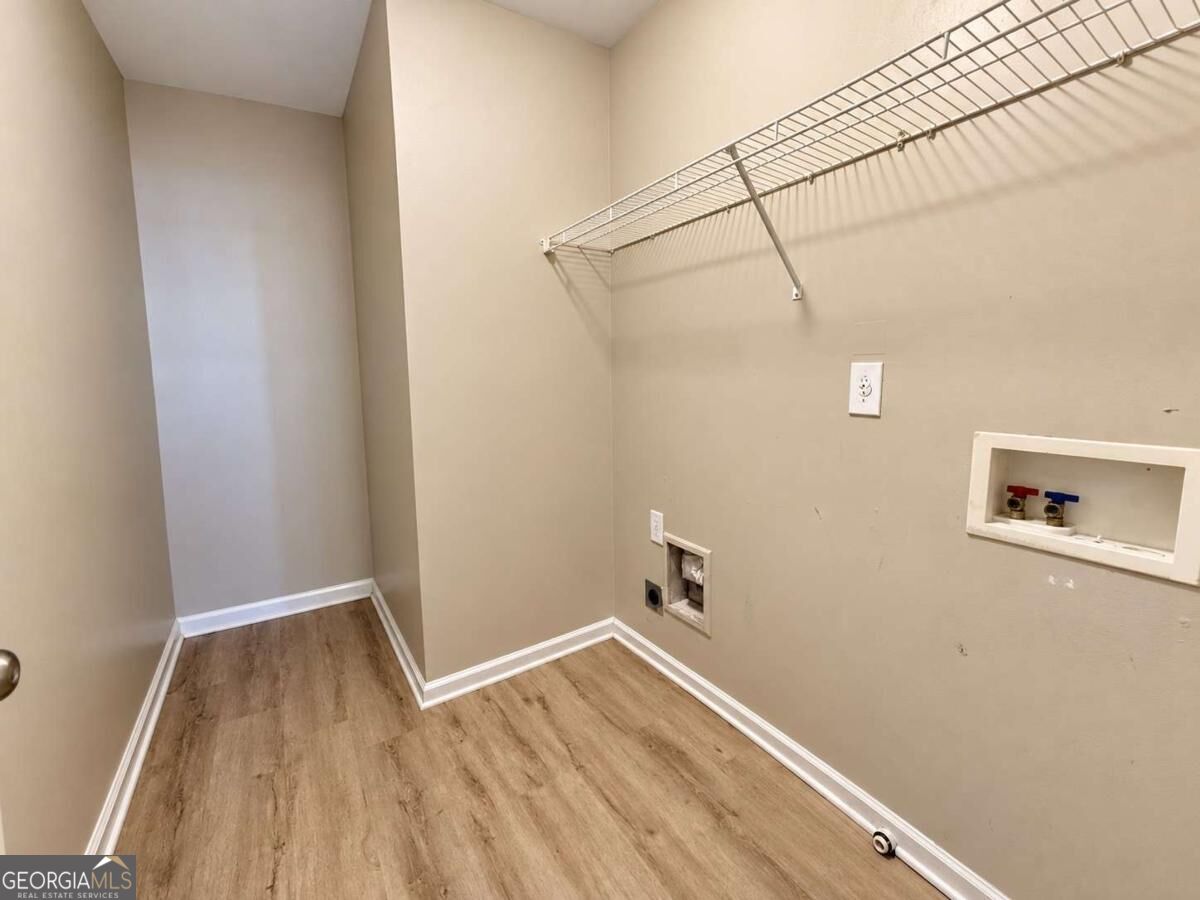 102 Westmont Way Property Photo 18