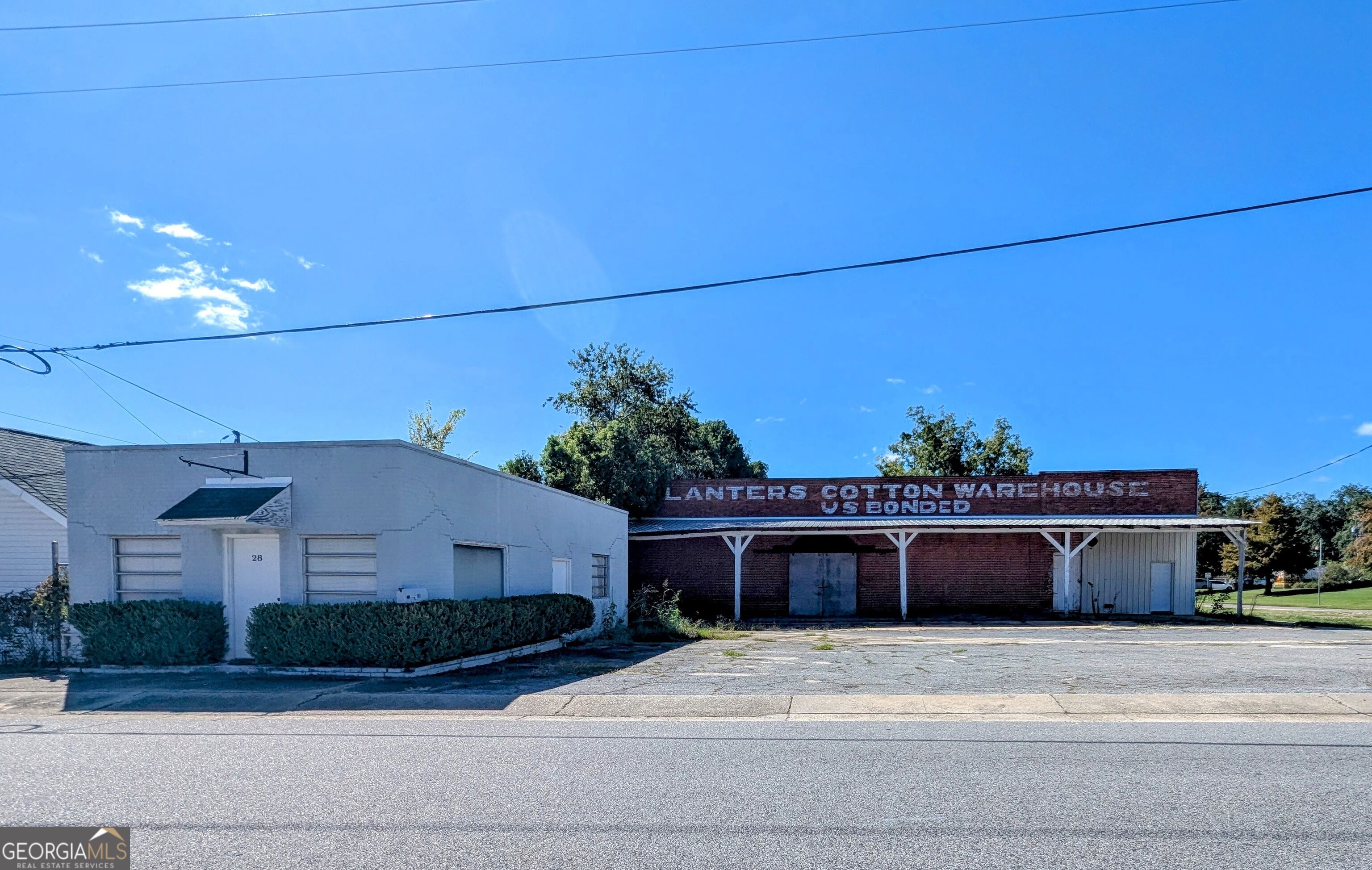 28 E Vine Street Property Photo 1