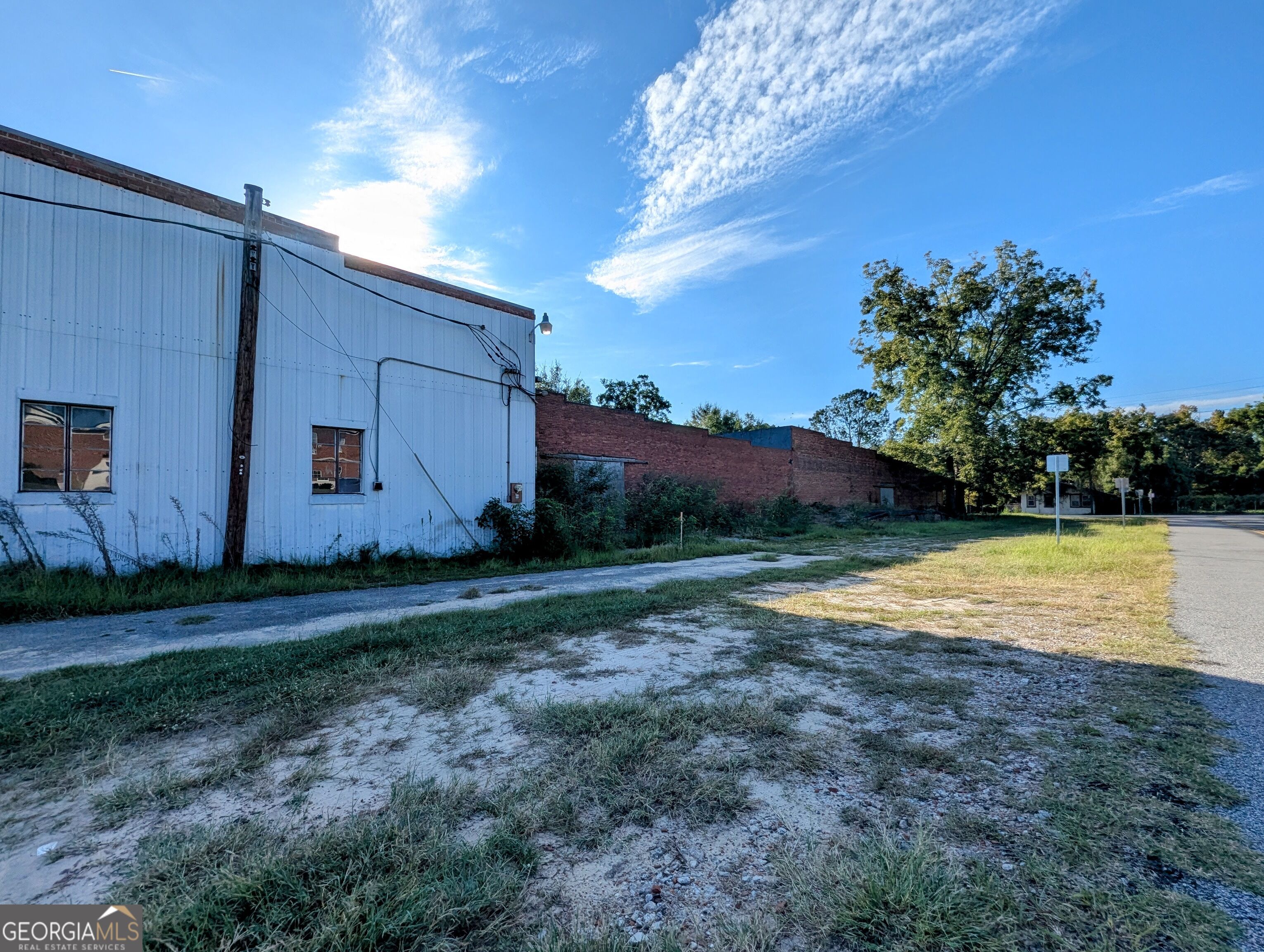 28 E Vine Street Property Photo 6