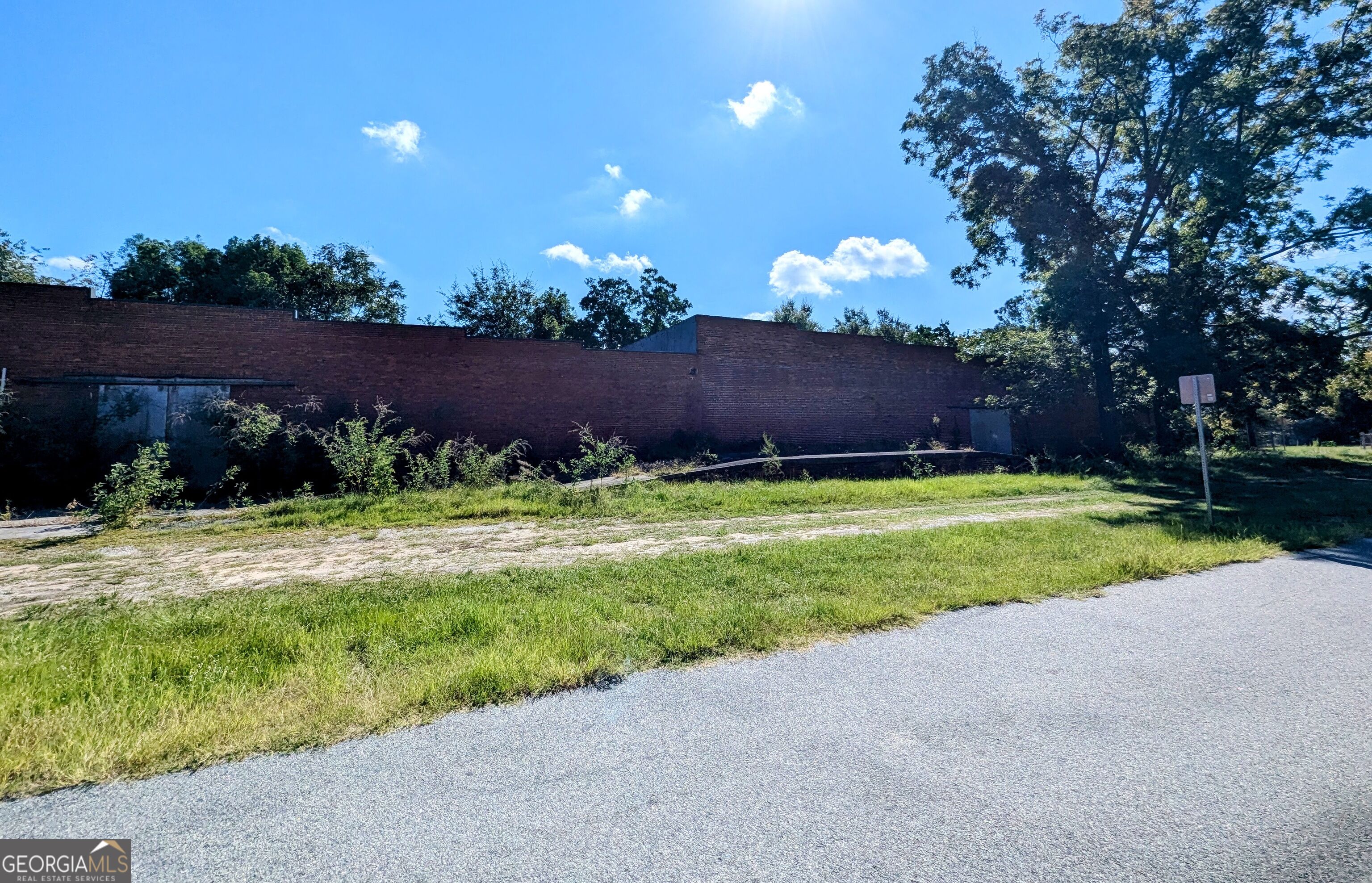28 E Vine Street Property Photo 7