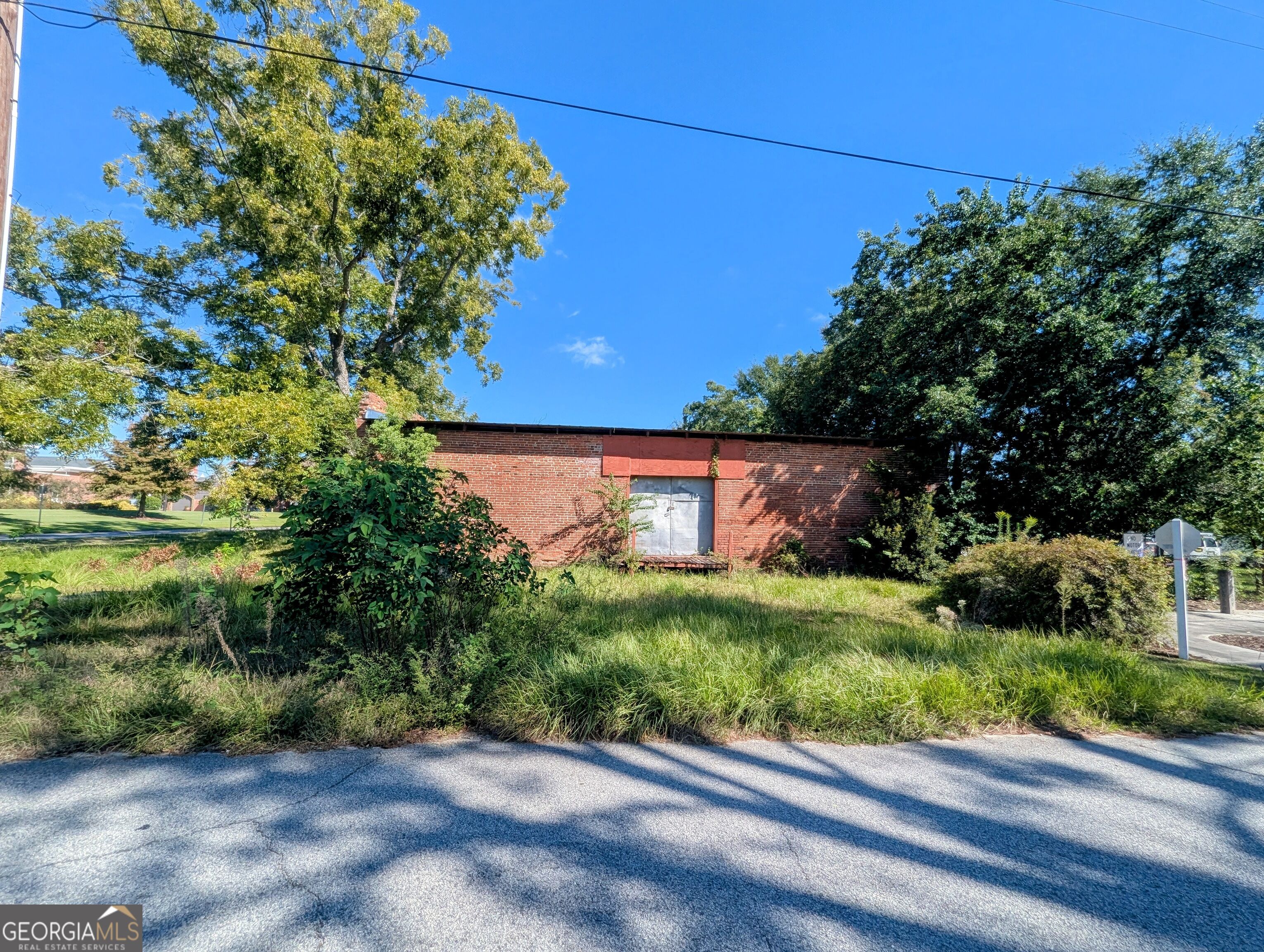 28 E Vine Street Property Photo 8