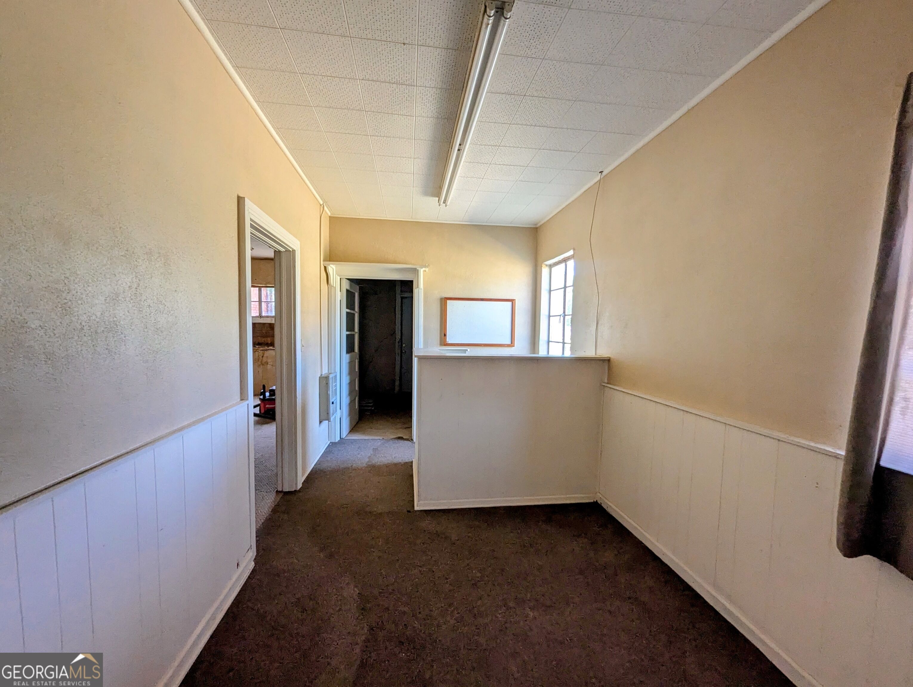 28 E Vine Street Property Photo 16