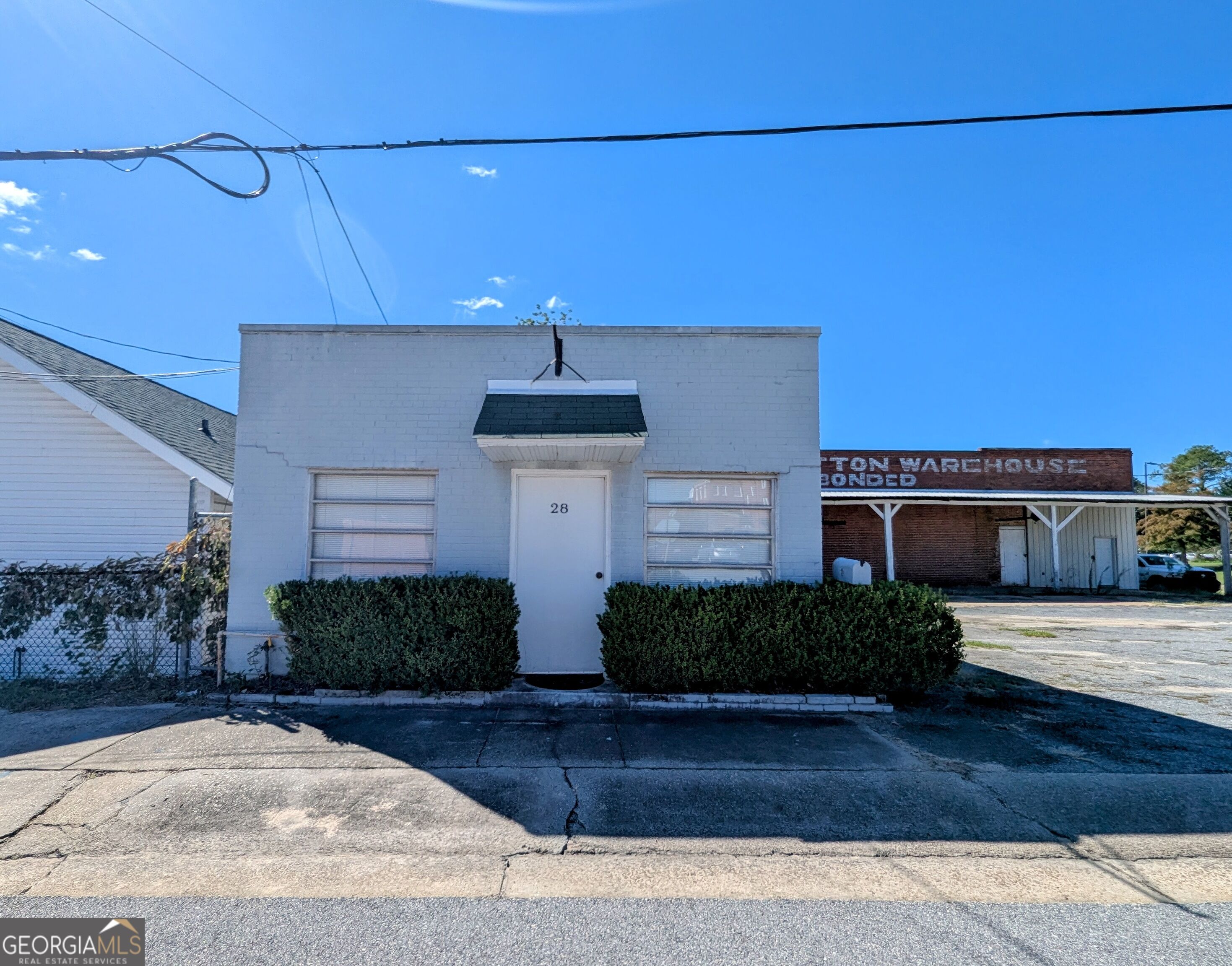 28 E Vine Street Property Photo 17