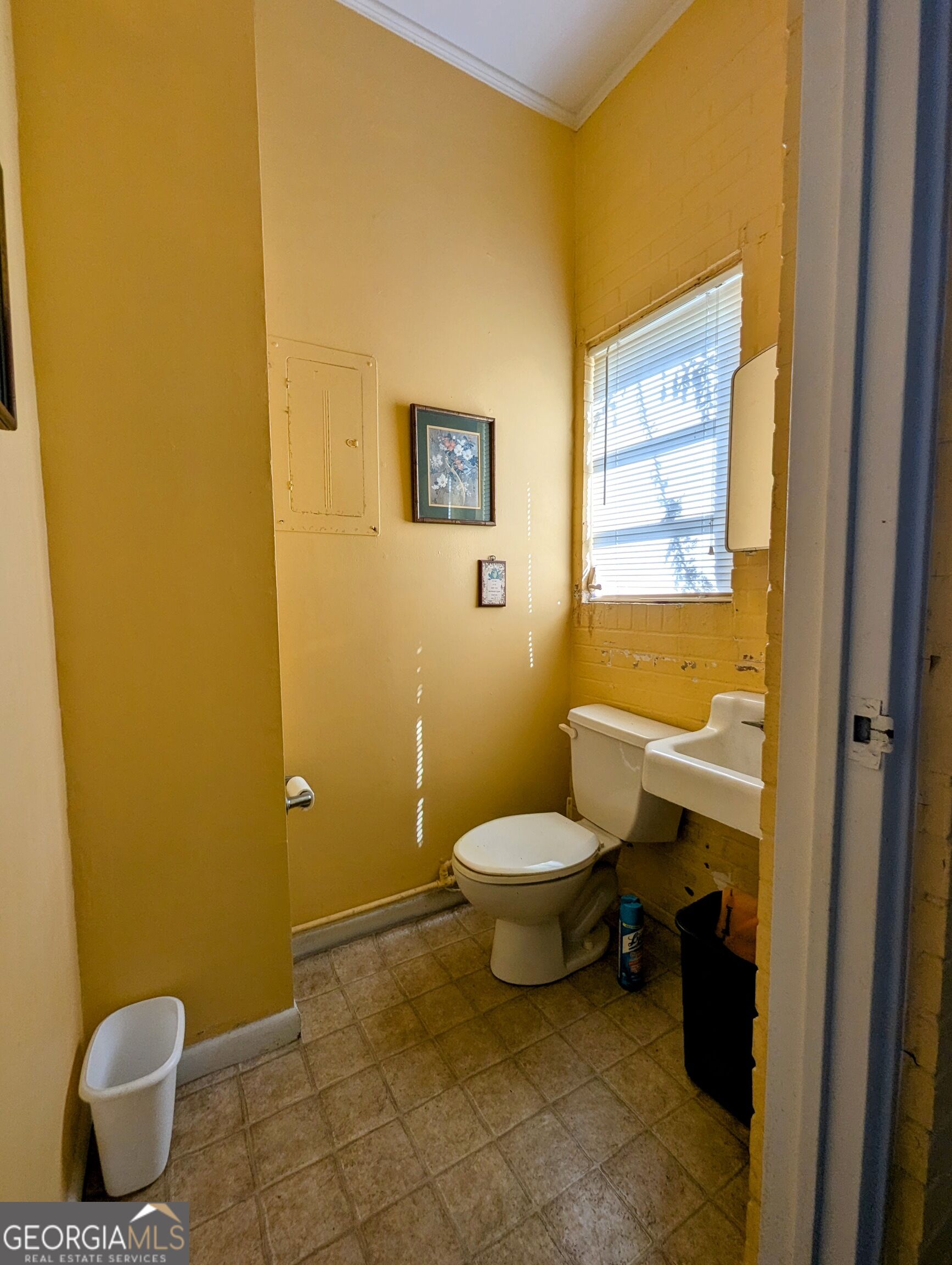 28 E Vine Street Property Photo 23