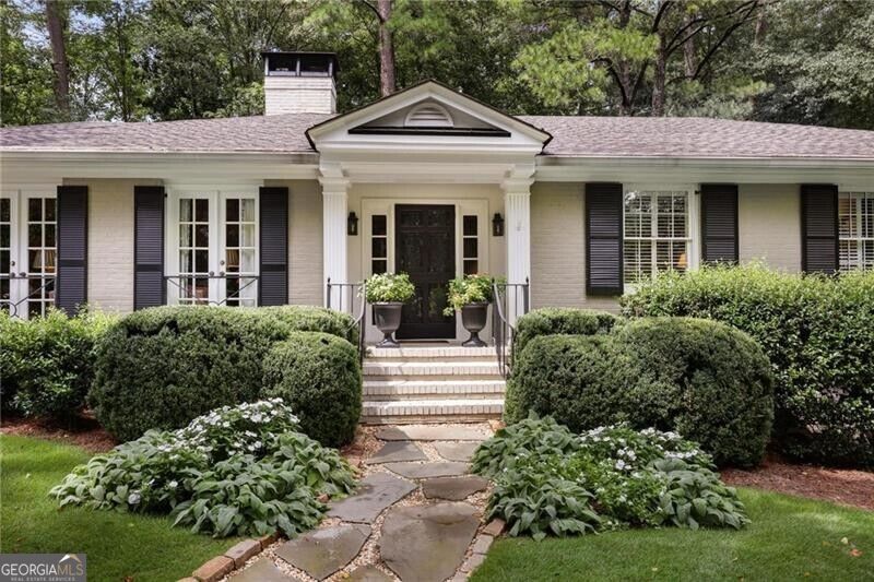 349 Pineland Road Nw Property Photo 1