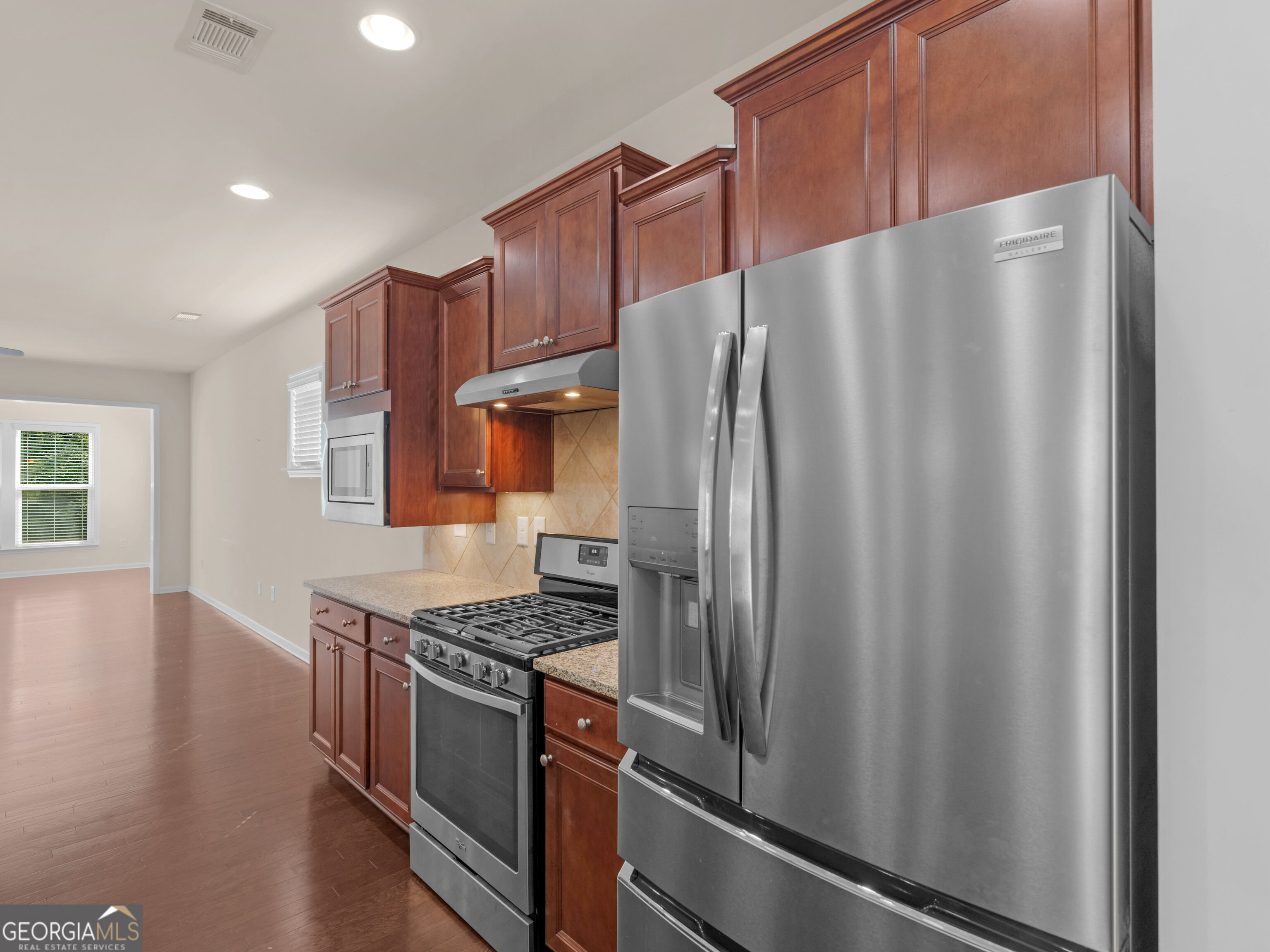 506 Beautyberry Drive Property Photo 18