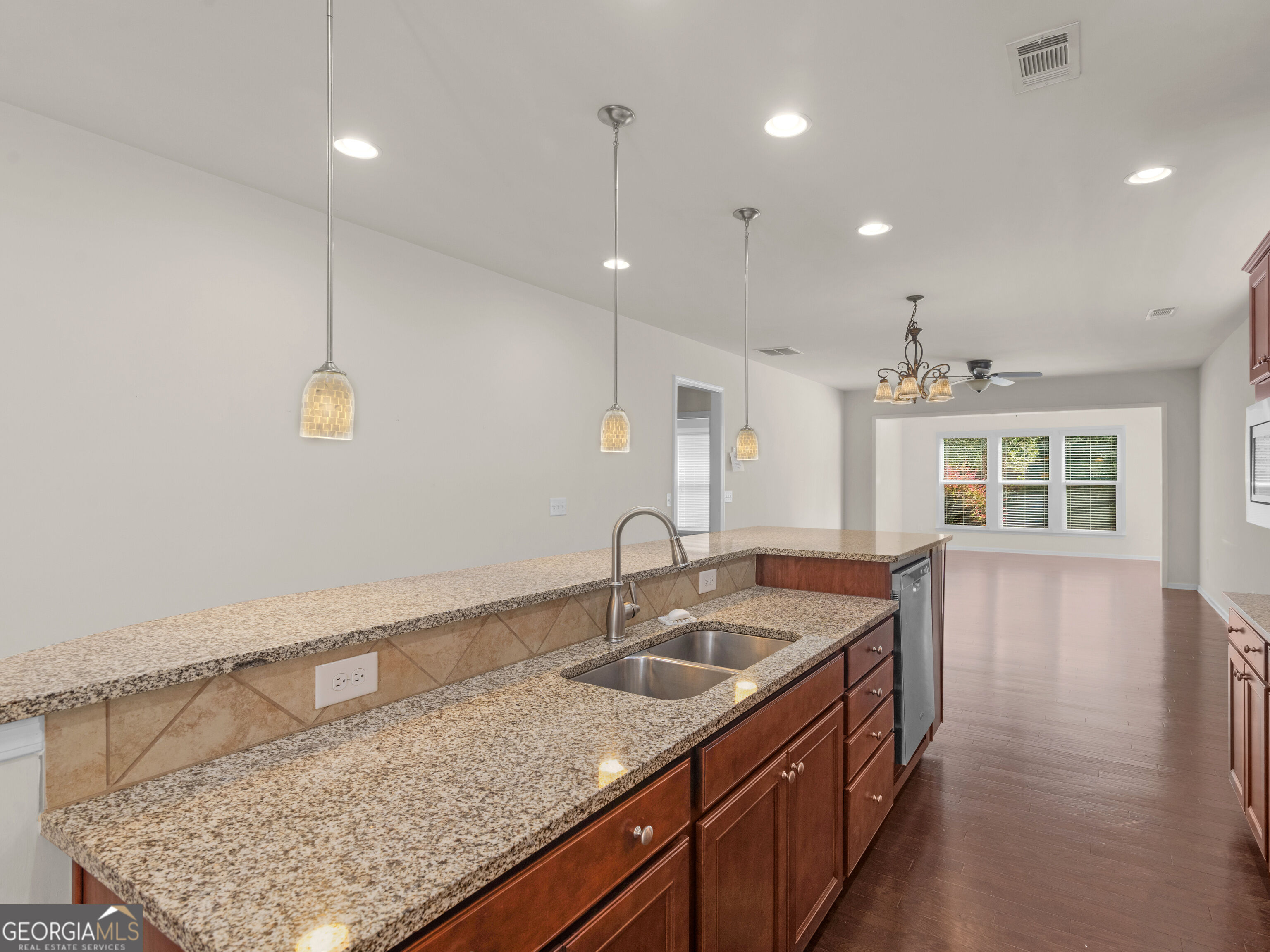 506 Beautyberry Drive Property Photo 19