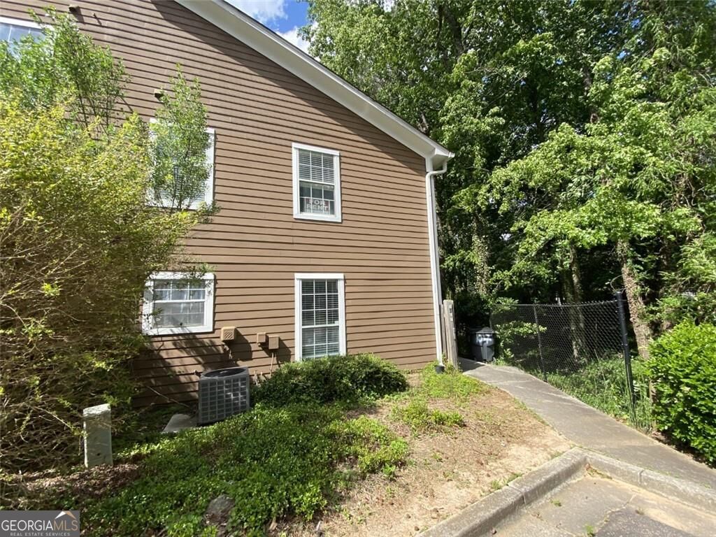 1017 Rock Creek Lane Property Photo 1