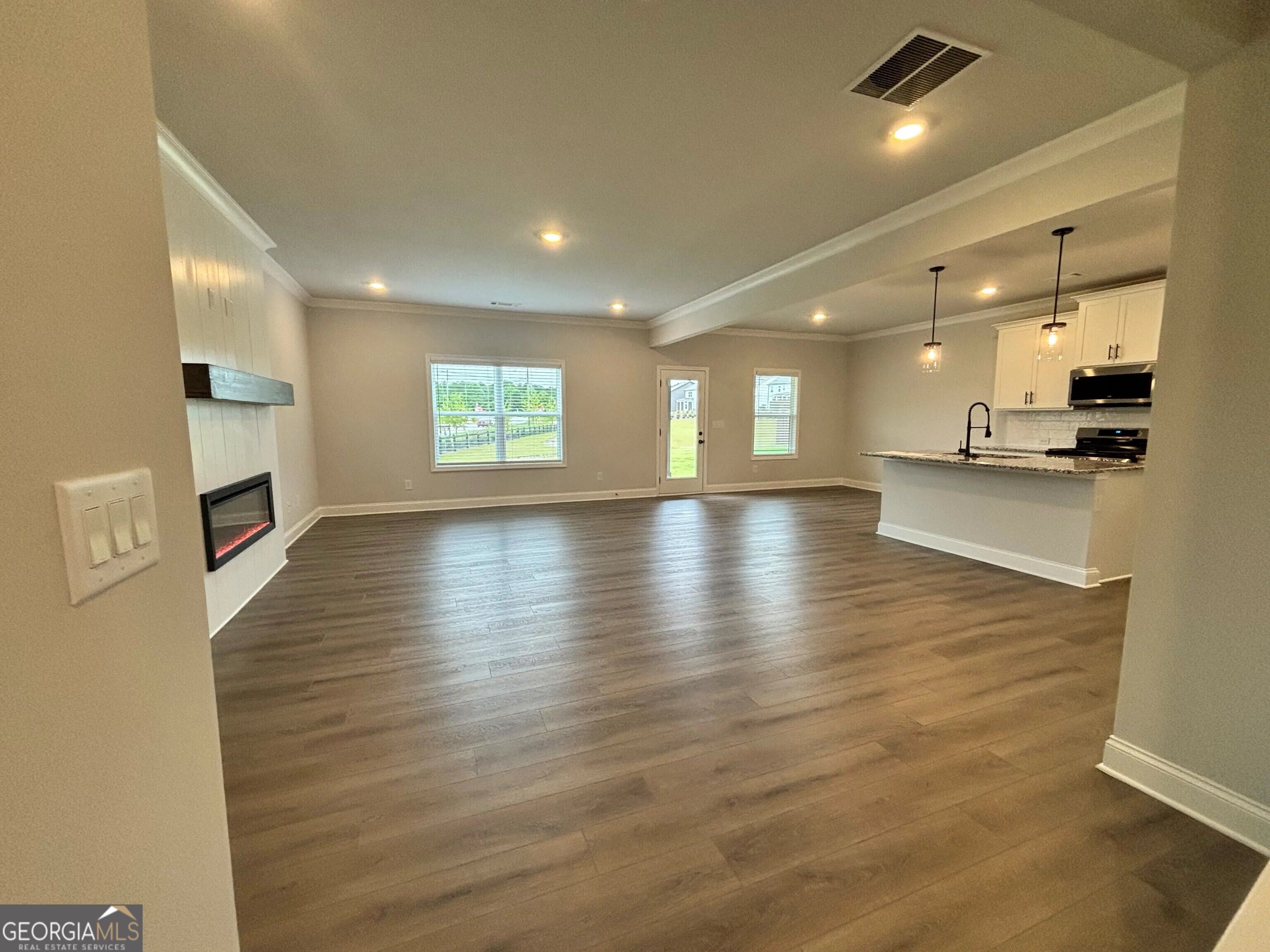 4212 Portsbrook Avenue Property Photo 2