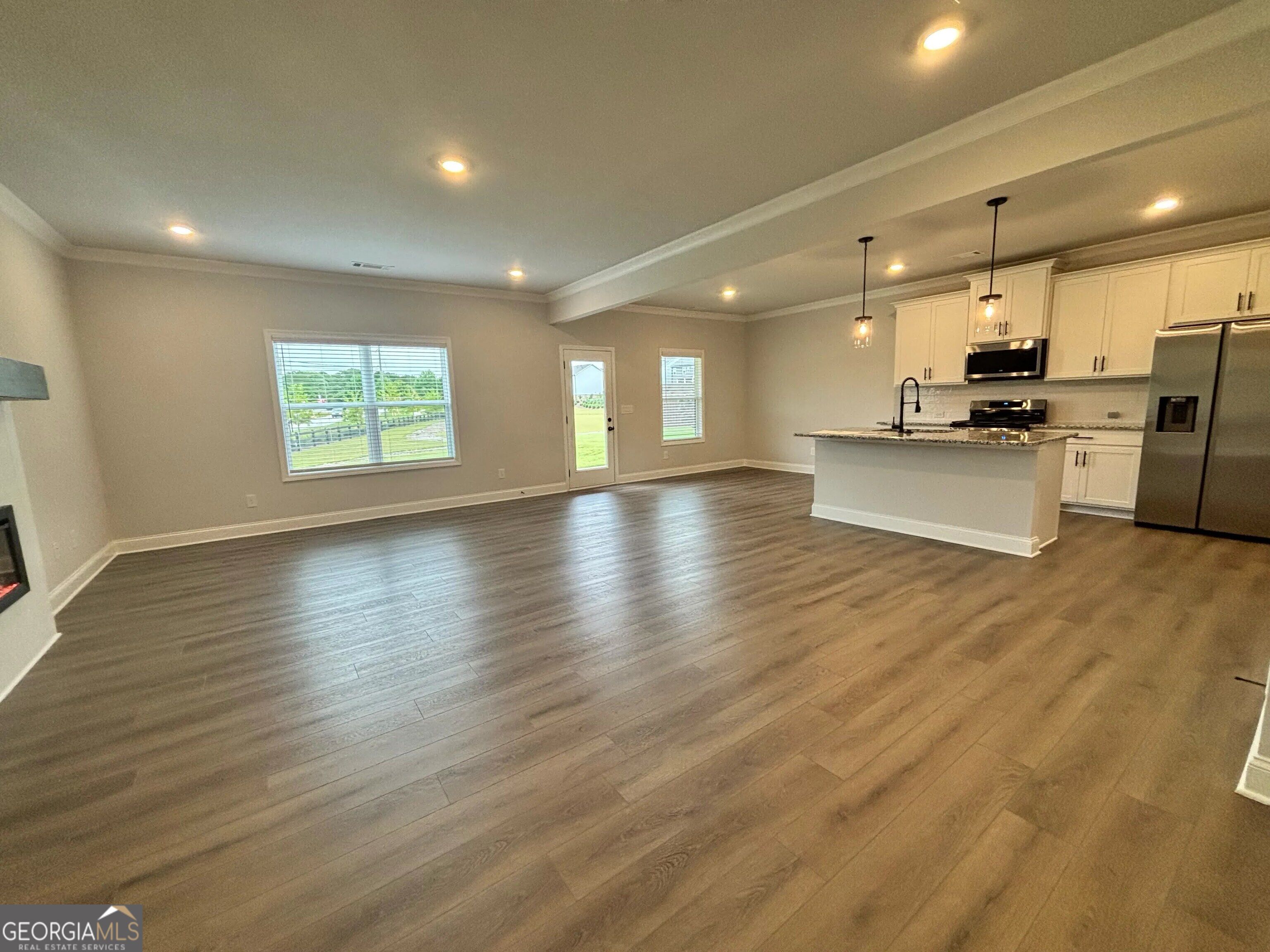 4212 Portsbrook Avenue Property Photo 3