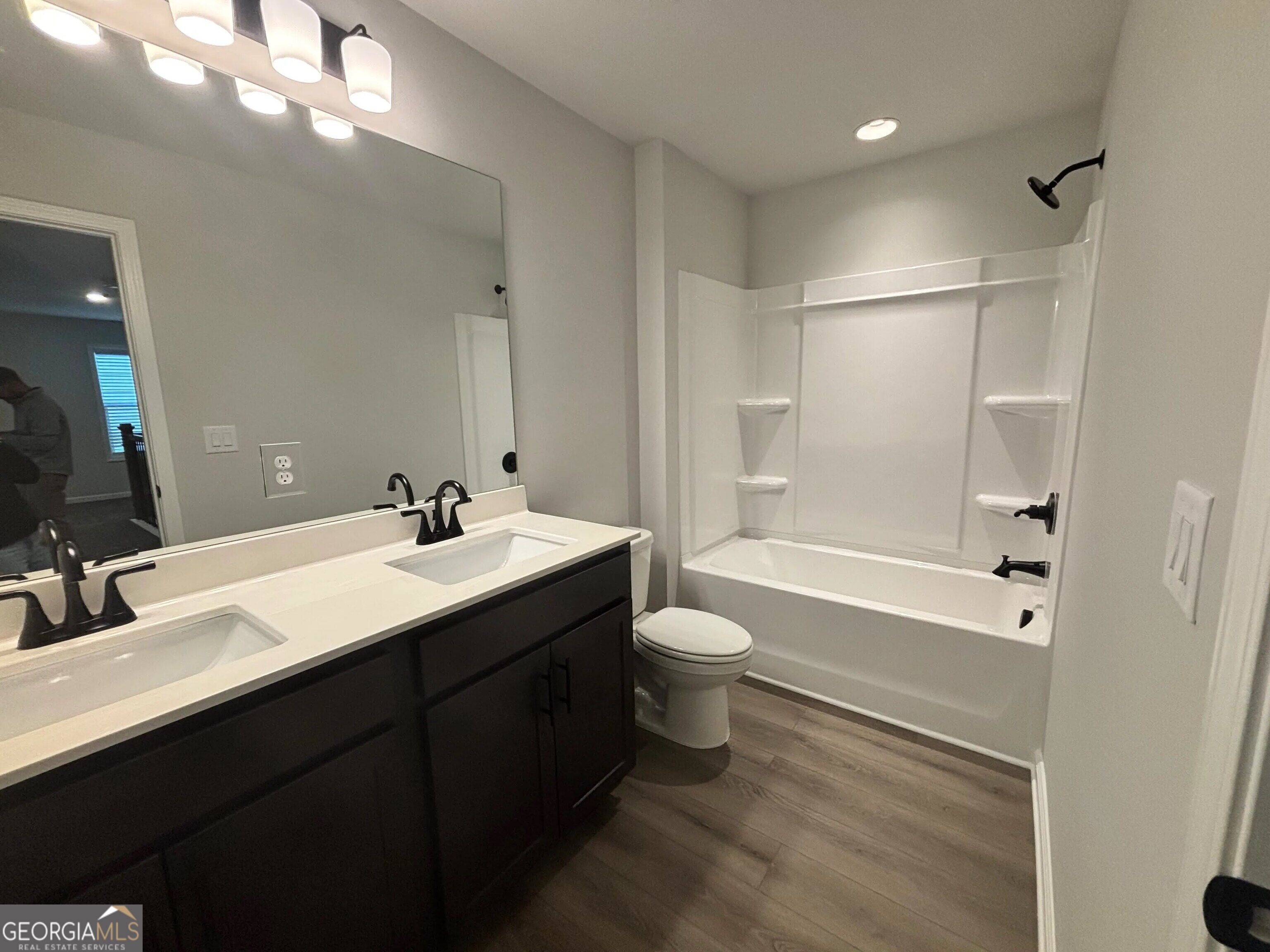 4212 Portsbrook Avenue Property Photo 14