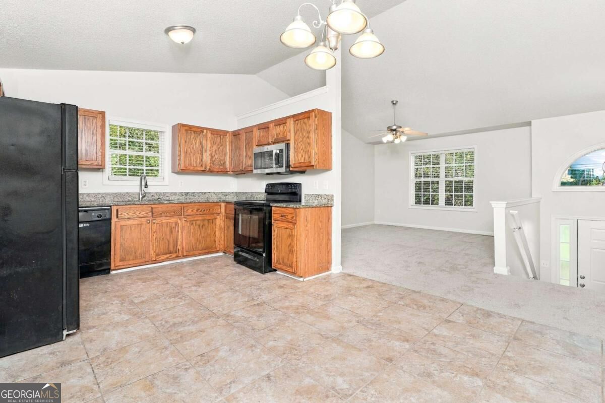 315 Thorn Thicket Way Property Photo 10