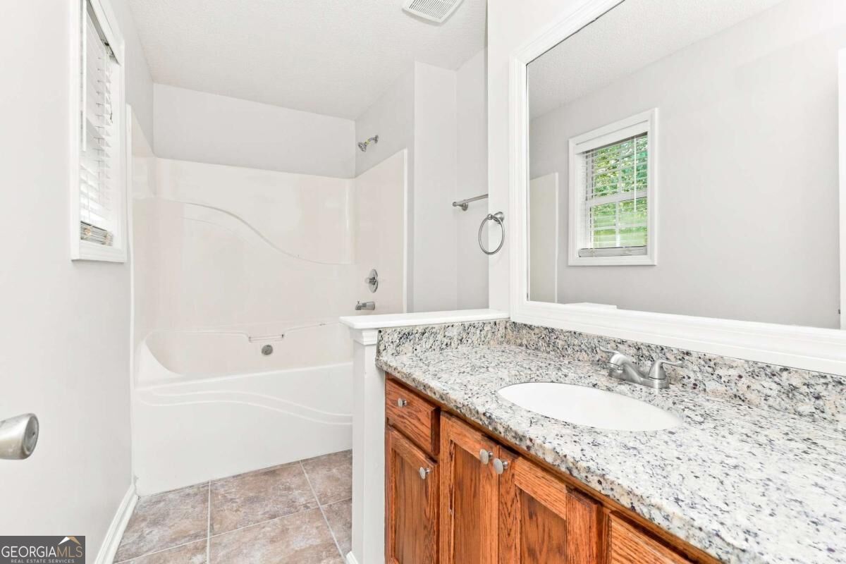 315 Thorn Thicket Way Property Photo 14