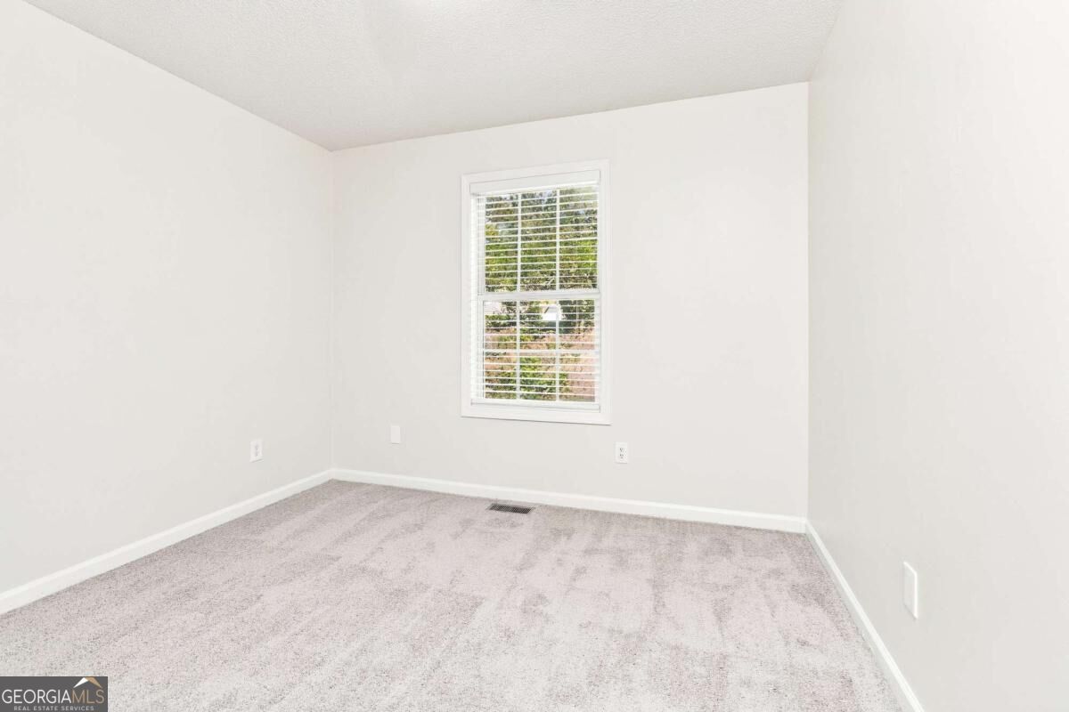 315 Thorn Thicket Way Property Photo 17