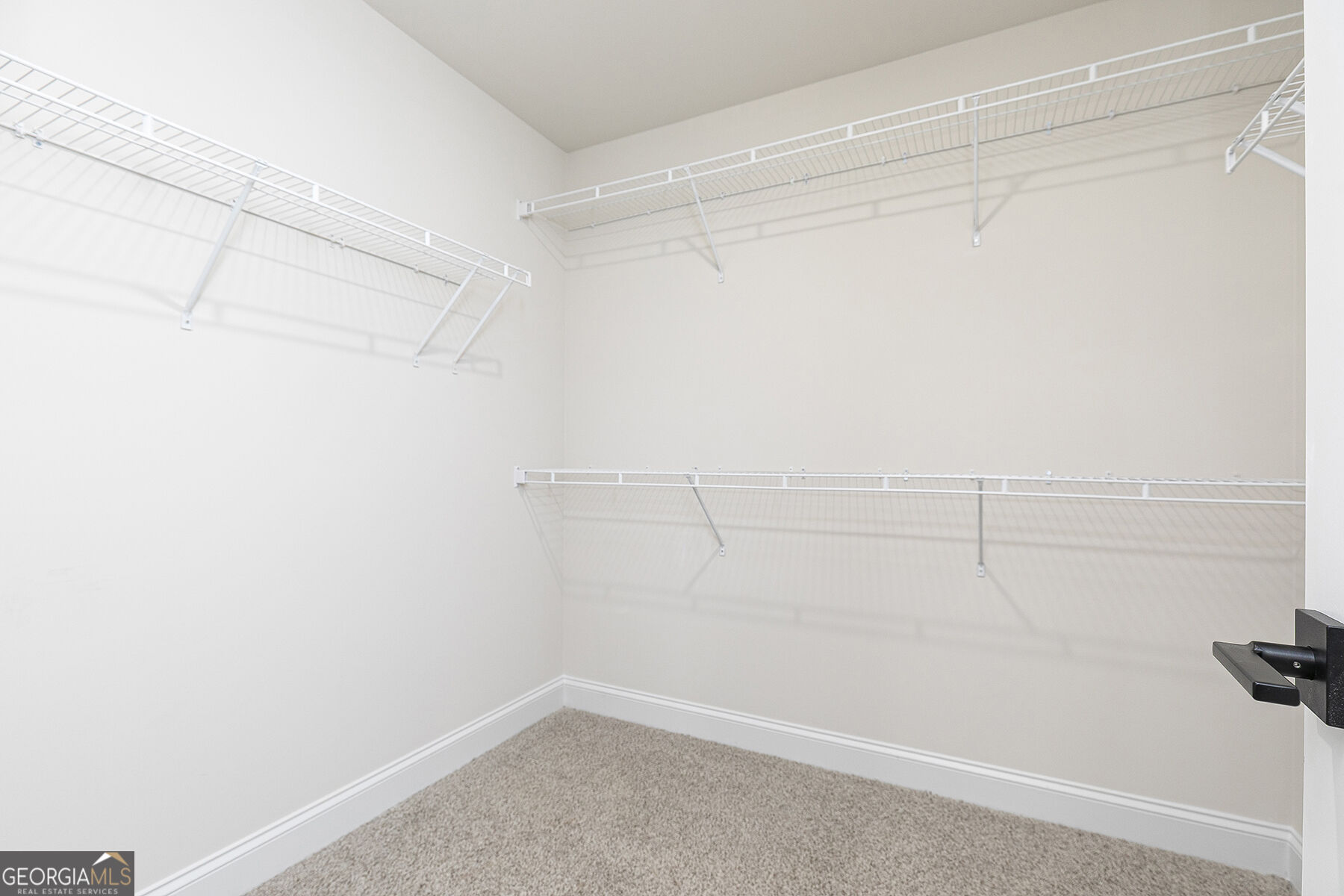 100 Cantrell Drive Property Photo 13