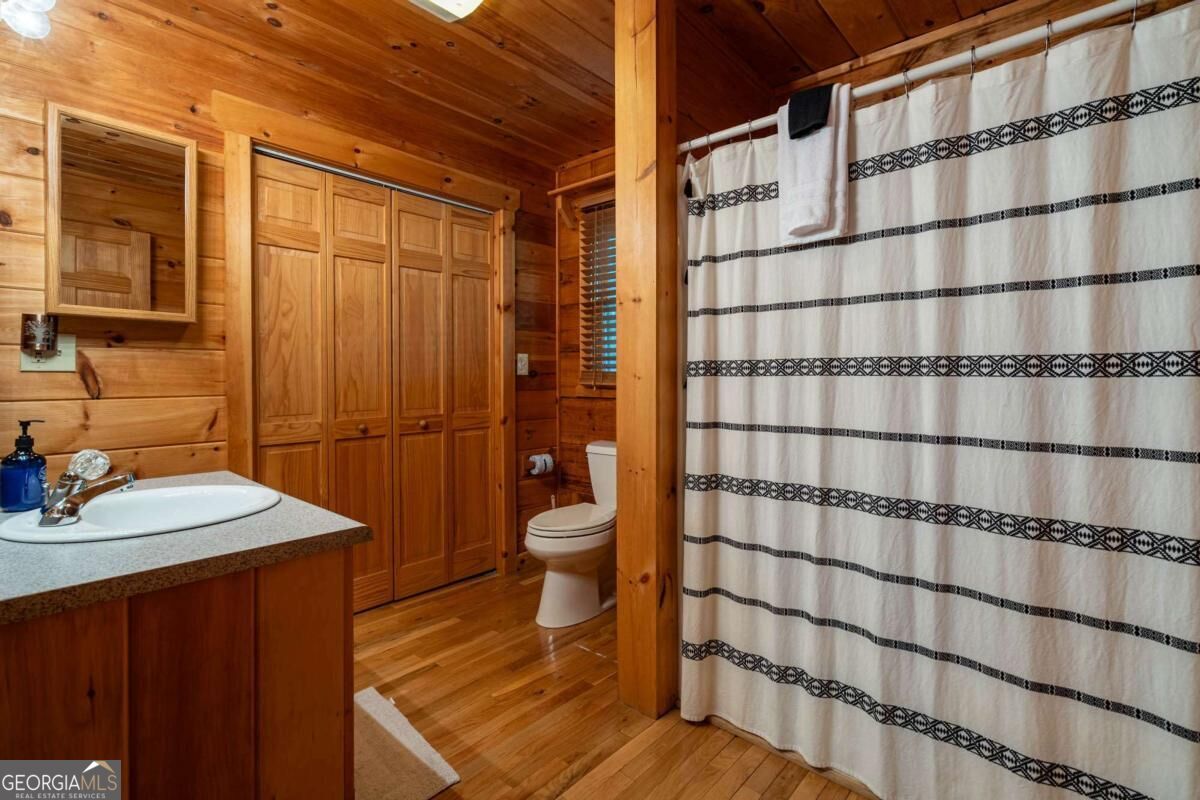 305 Martin Crossing Property Photo 17