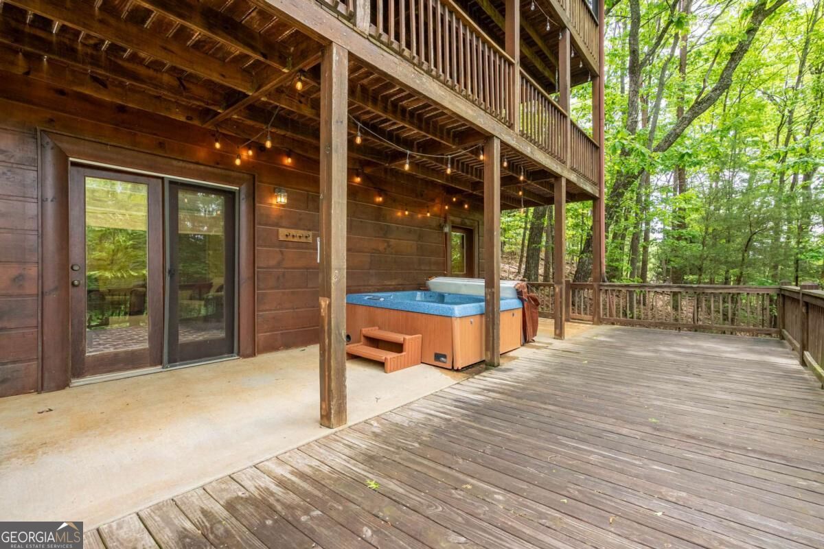 305 Martin Crossing Property Photo 32