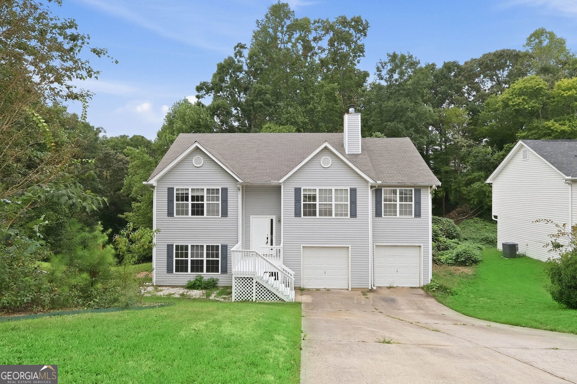 3852 Valley Creek Drive Property Photo 1