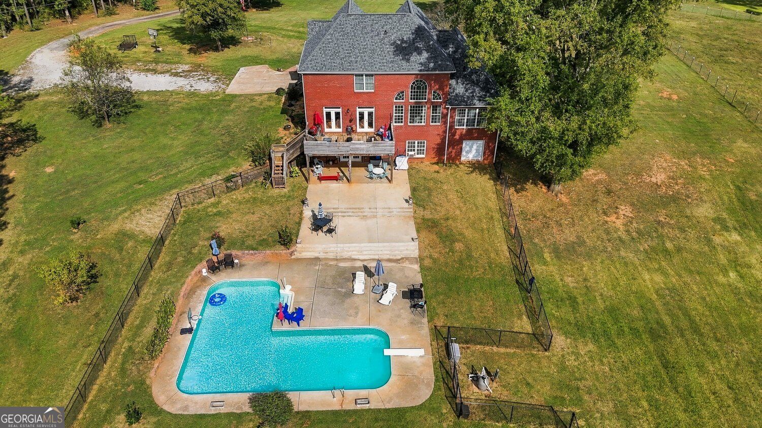 344 Swint Road Property Photo 9