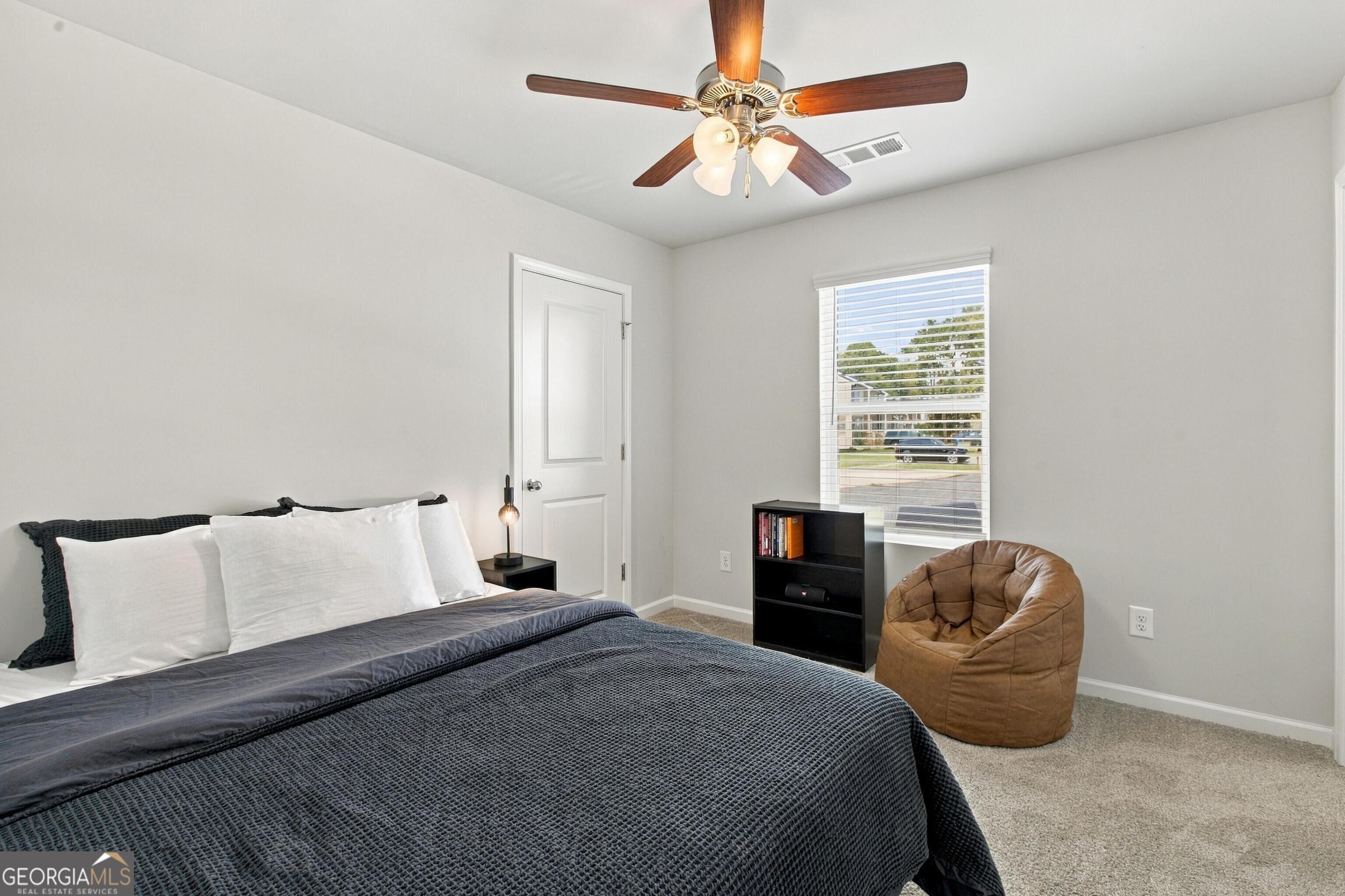 7275 Crestside Drive Property Photo 12
