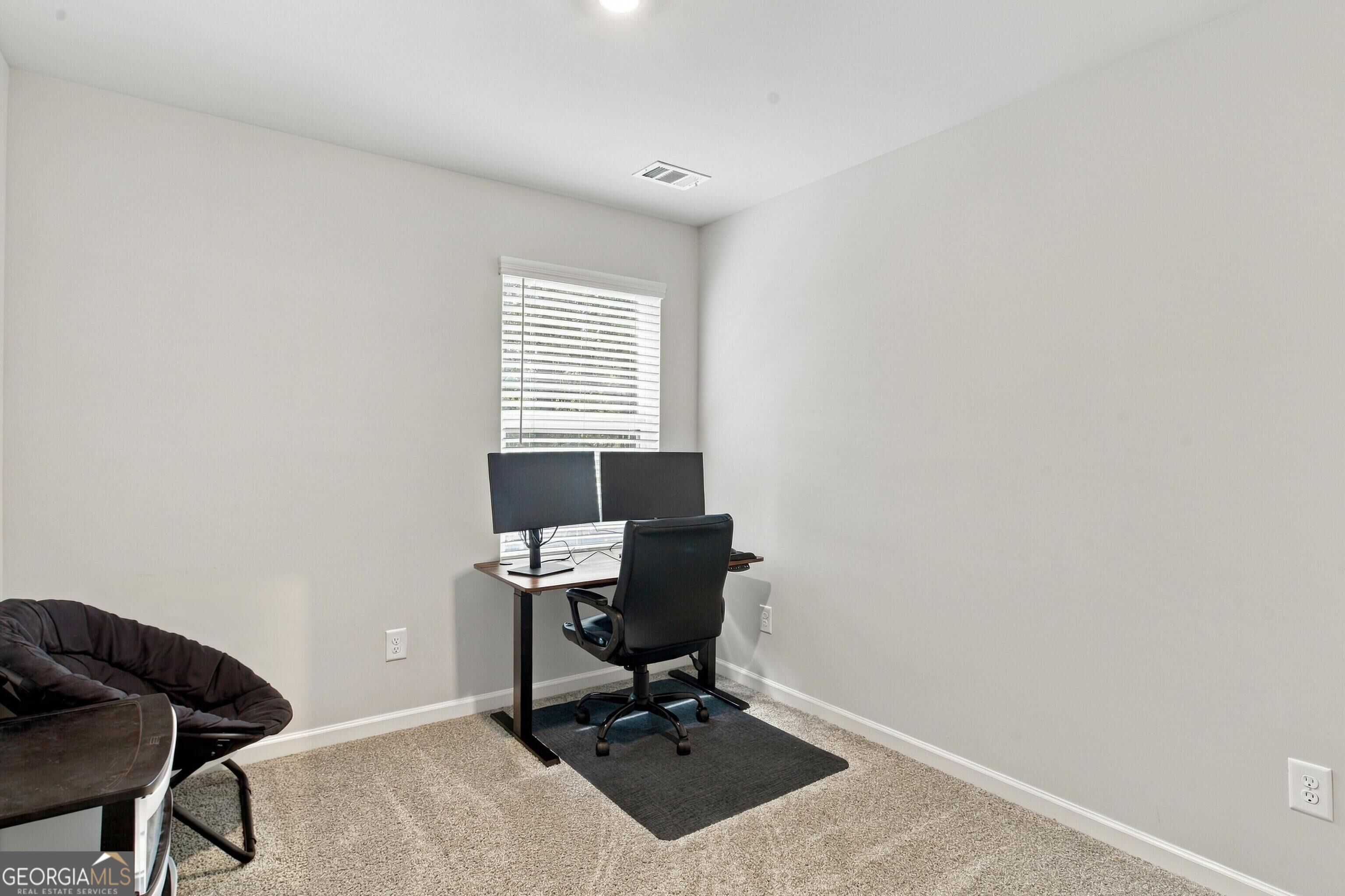 7275 Crestside Drive Property Photo 15
