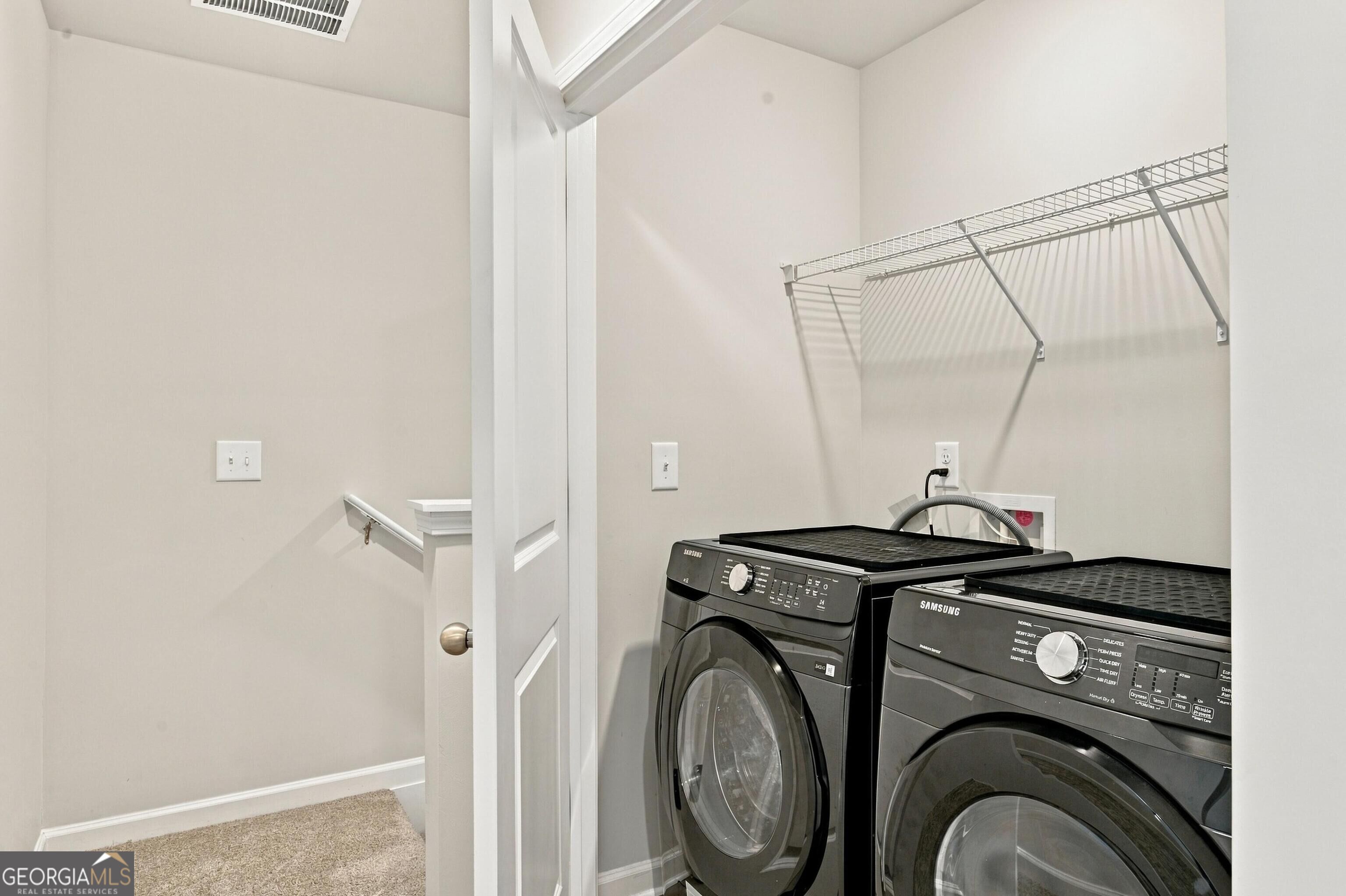 7275 Crestside Drive Property Photo 18