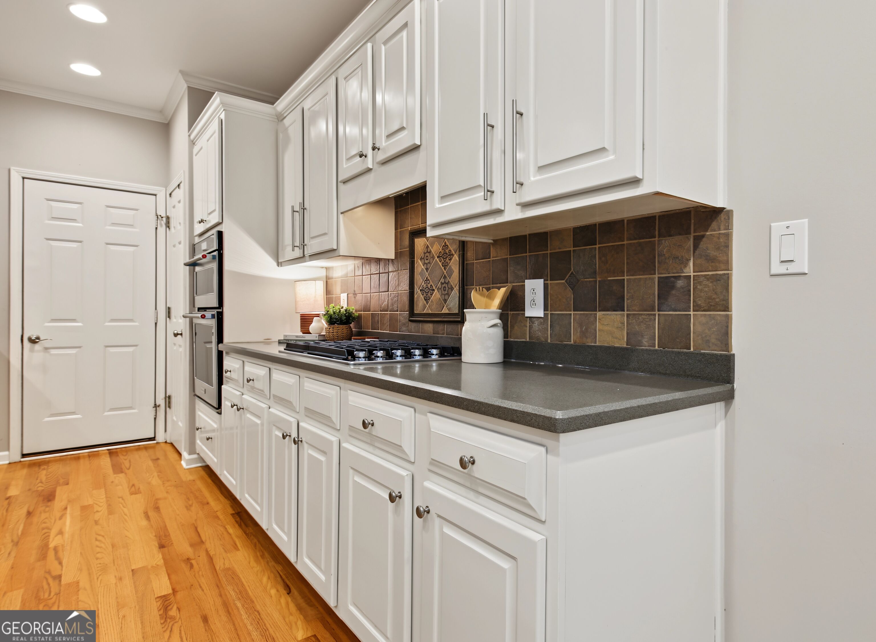 125 Hedgewick Way Property Photo 38
