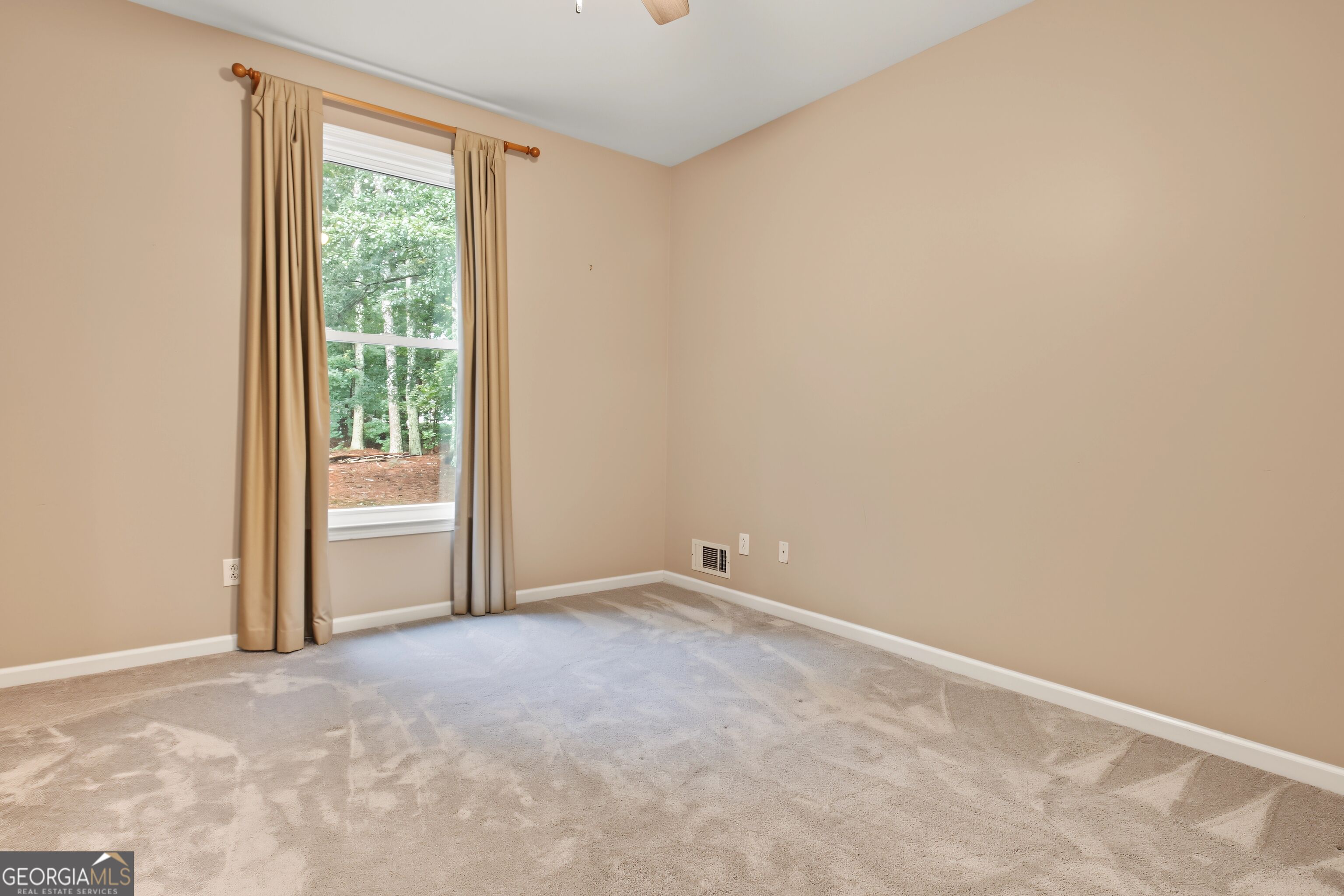 125 Hedgewick Way Property Photo 45