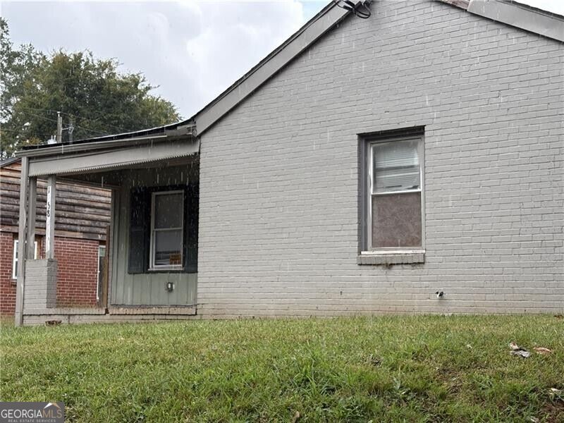 1658 M L King Jr Drive Sw Property Photo 1