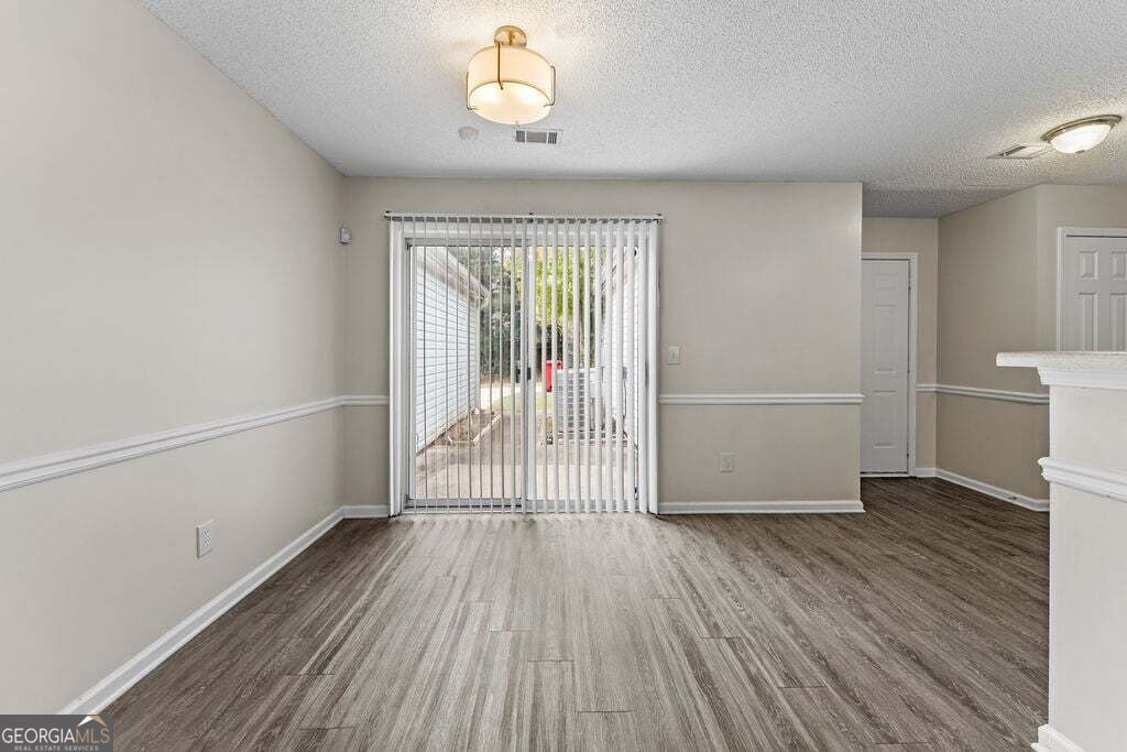 1547 April Lane Property Photo 15