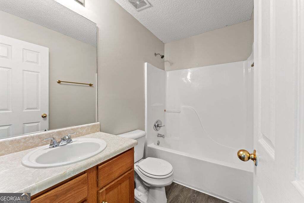 1547 April Lane Property Photo 21