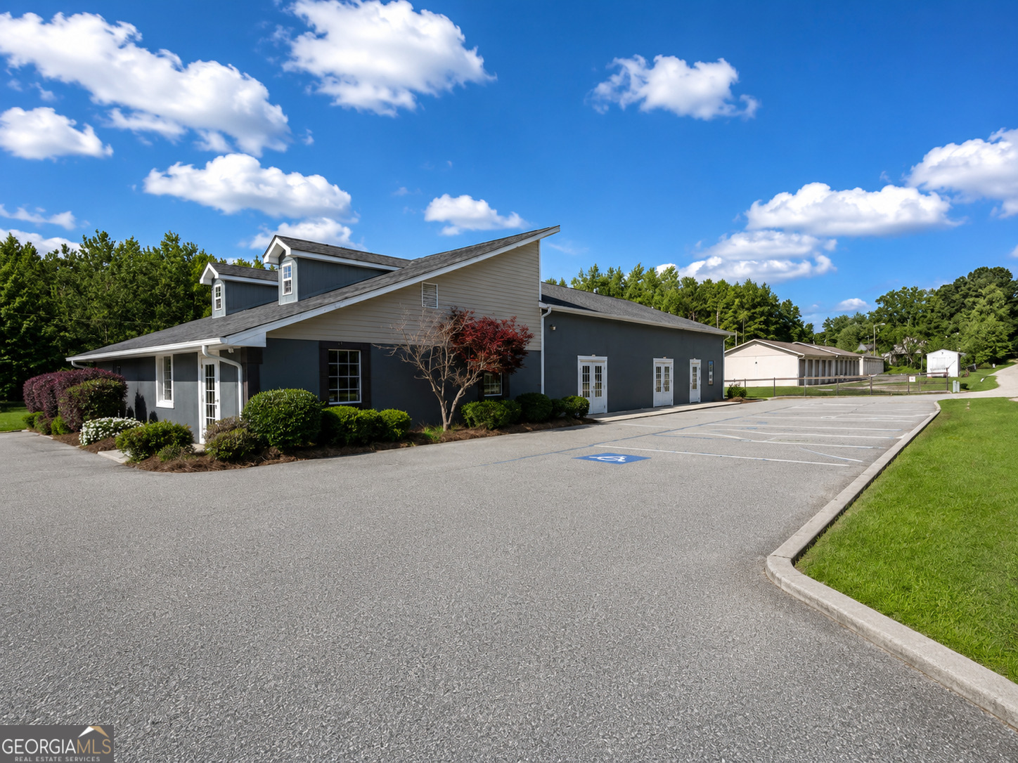 272 Highway 41 N Property Photo 2
