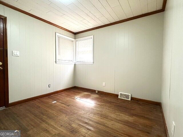 2875 Horseshoe Drive Property Photo 7