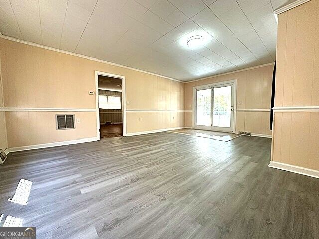 2875 Horseshoe Drive Property Photo 9