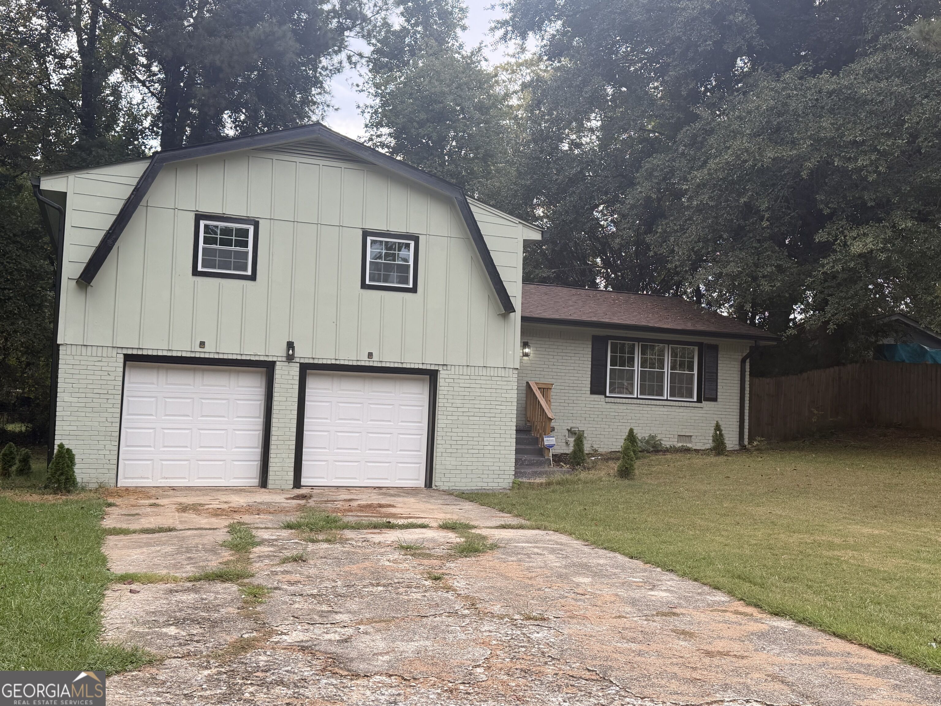 7367 Rountree Drive Property Photo 2
