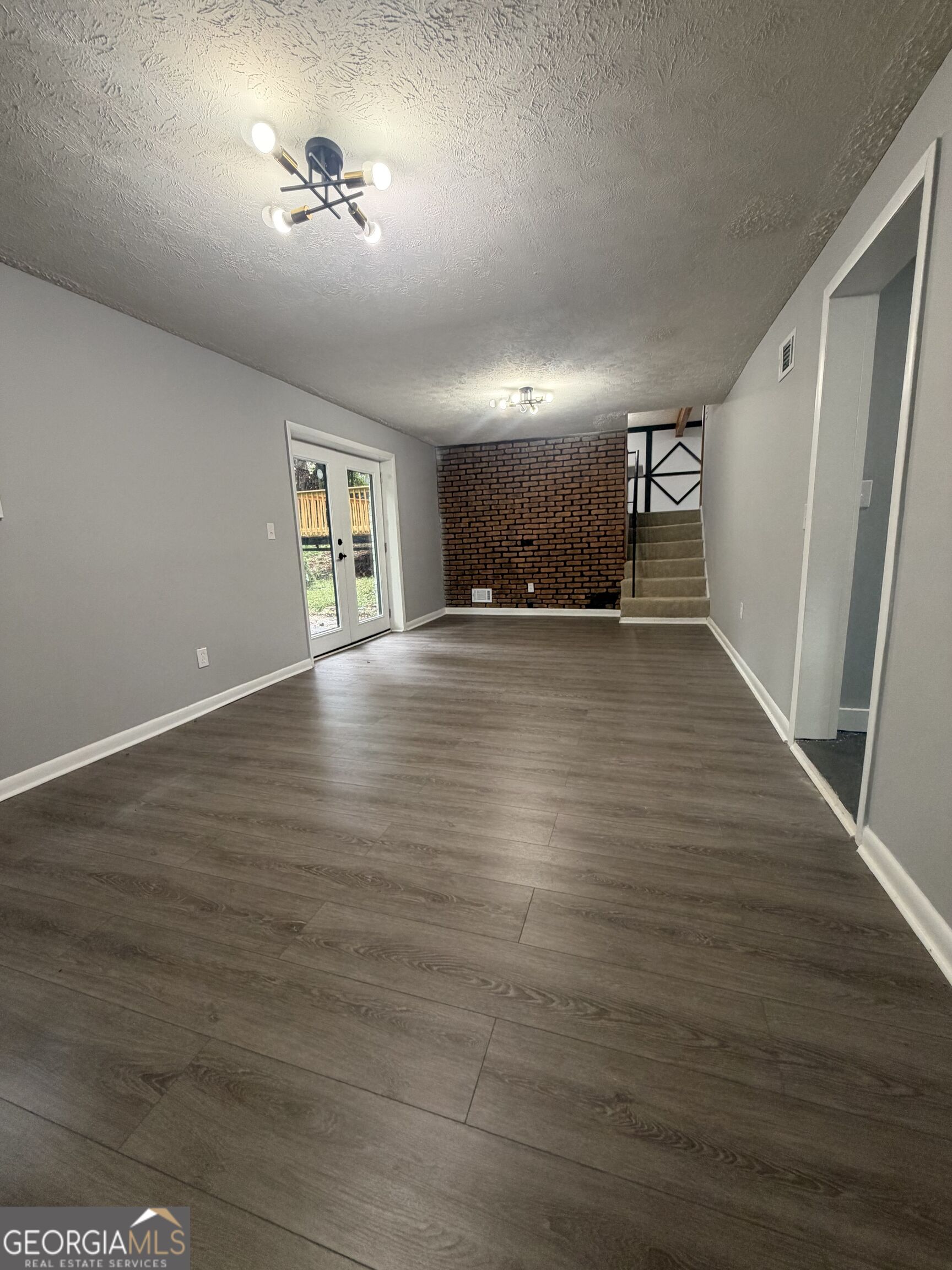 7367 Rountree Drive Property Photo 17