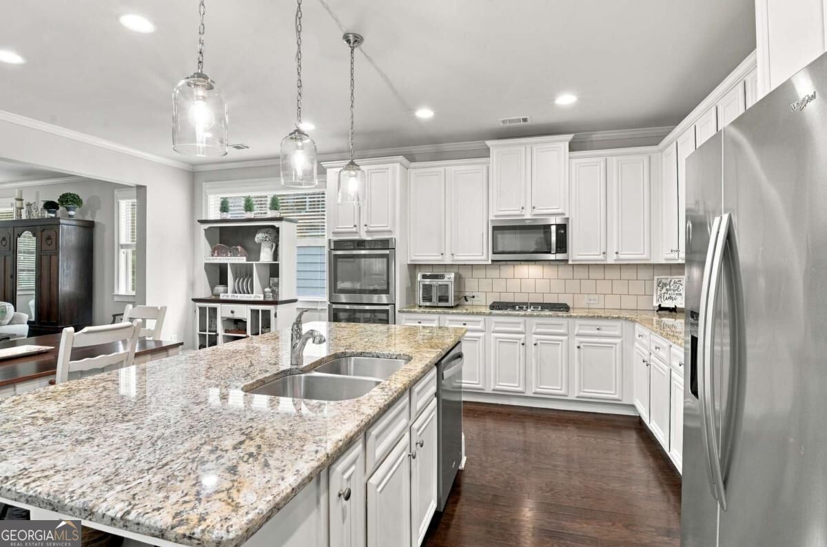 3040 Appling Hills Drive Property Photo 12