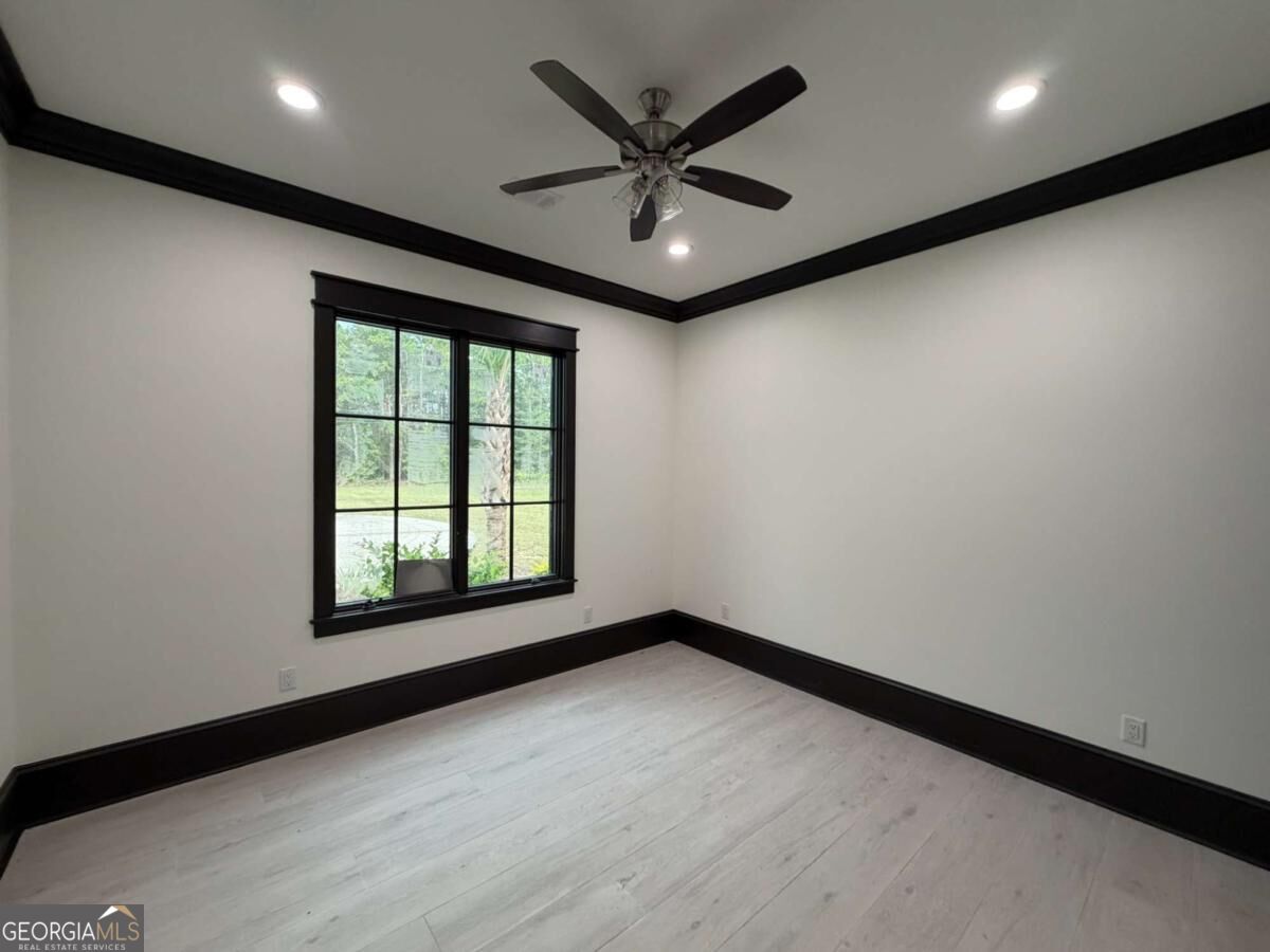 20 Club Drive Property Photo 15