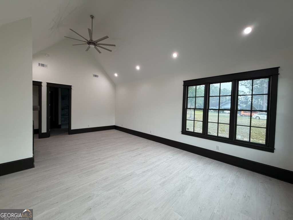 20 Club Drive Property Photo 18