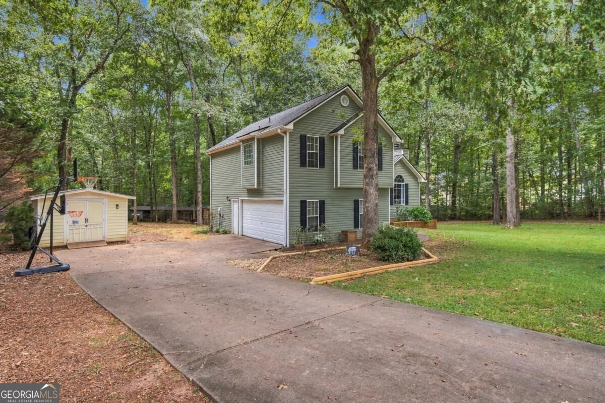 96 Boxcaray W Property Photo 3